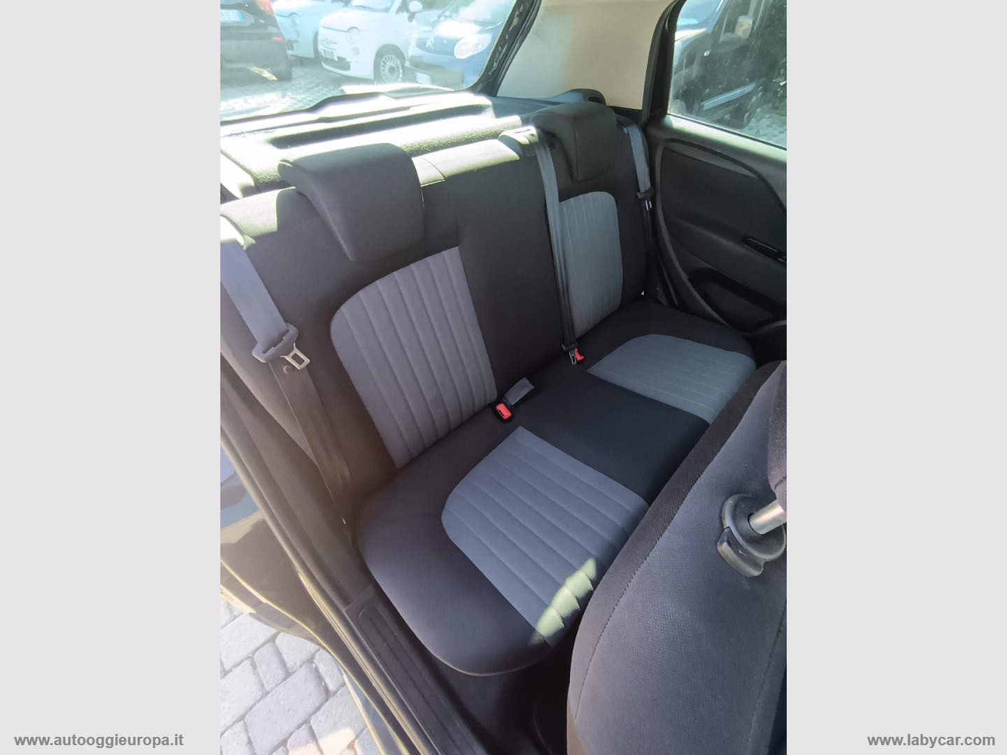 Punto 1.4 8V 5p. Easypower Lounge - immagine 11