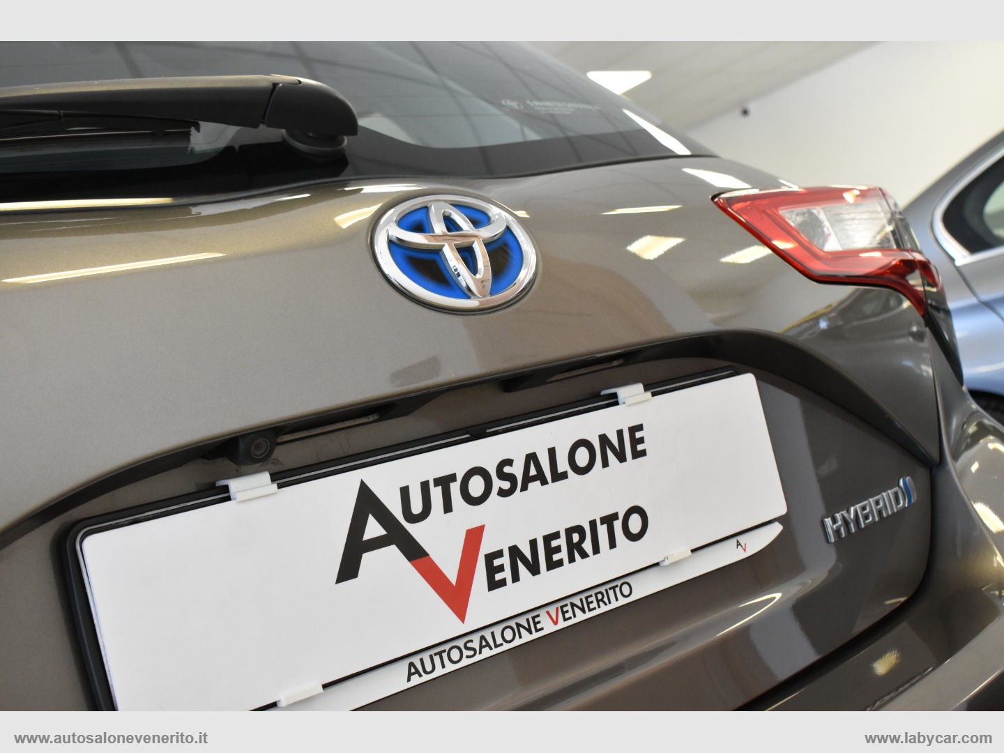 Yaris 1.5 Hybrid 5p. Active - immagine 11