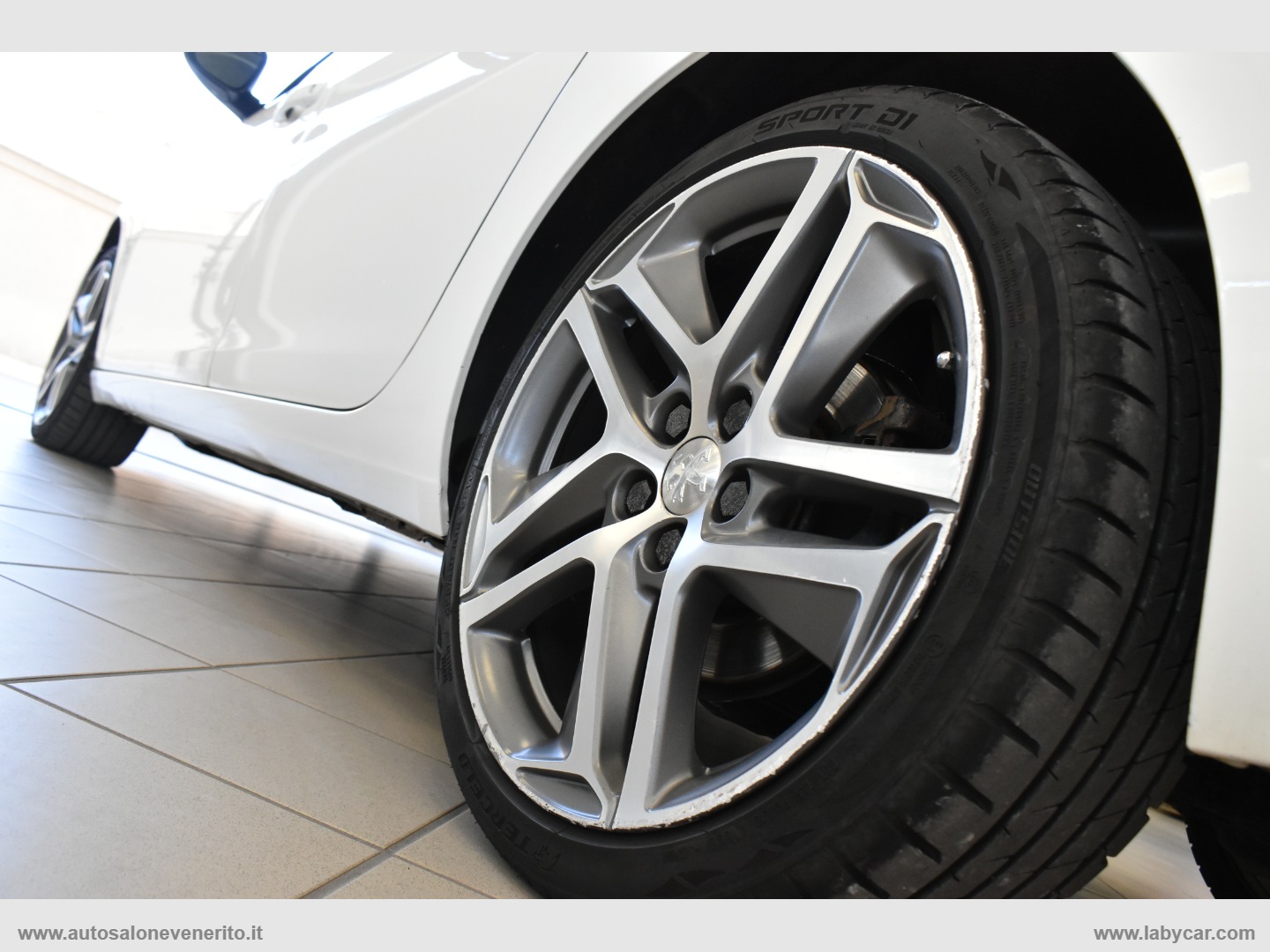 308 BlueHDi 120 S&S SW GT Line - immagine 11
