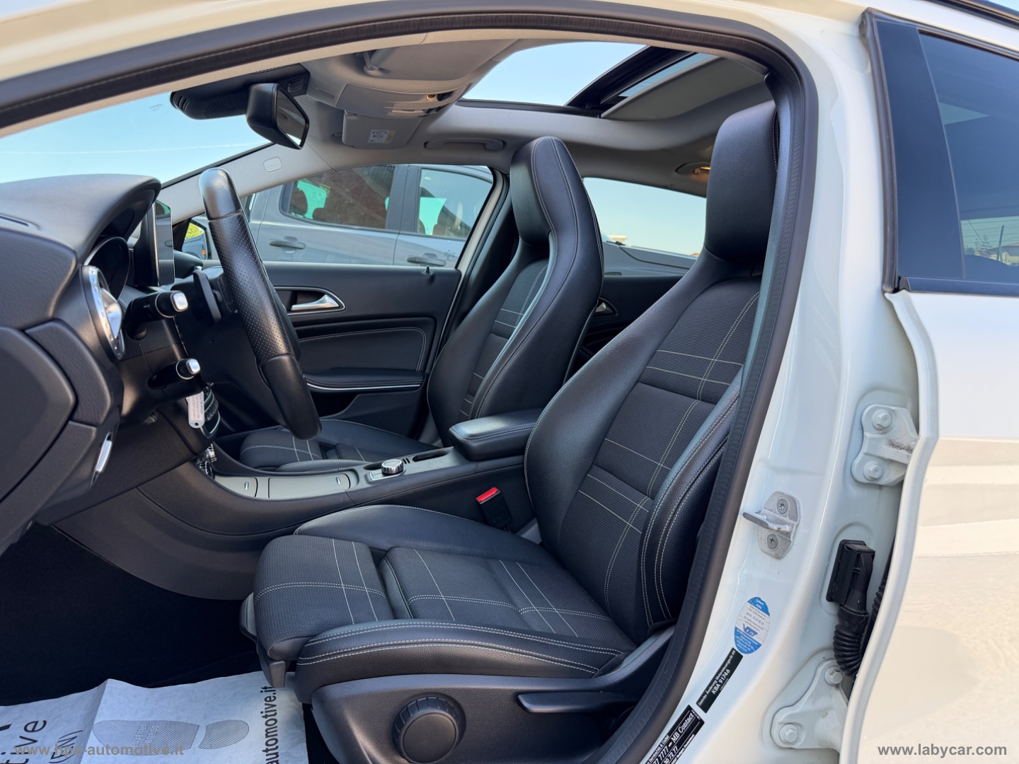 GLA 220d Automatic 4Matic Sport TETTO LED PELLE NAVI - immagine 11
