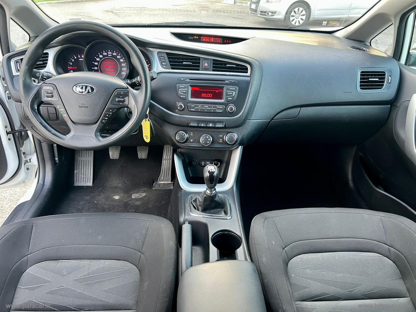 cee d 1.6 CRDi 110 CV SW Active - immagine 11