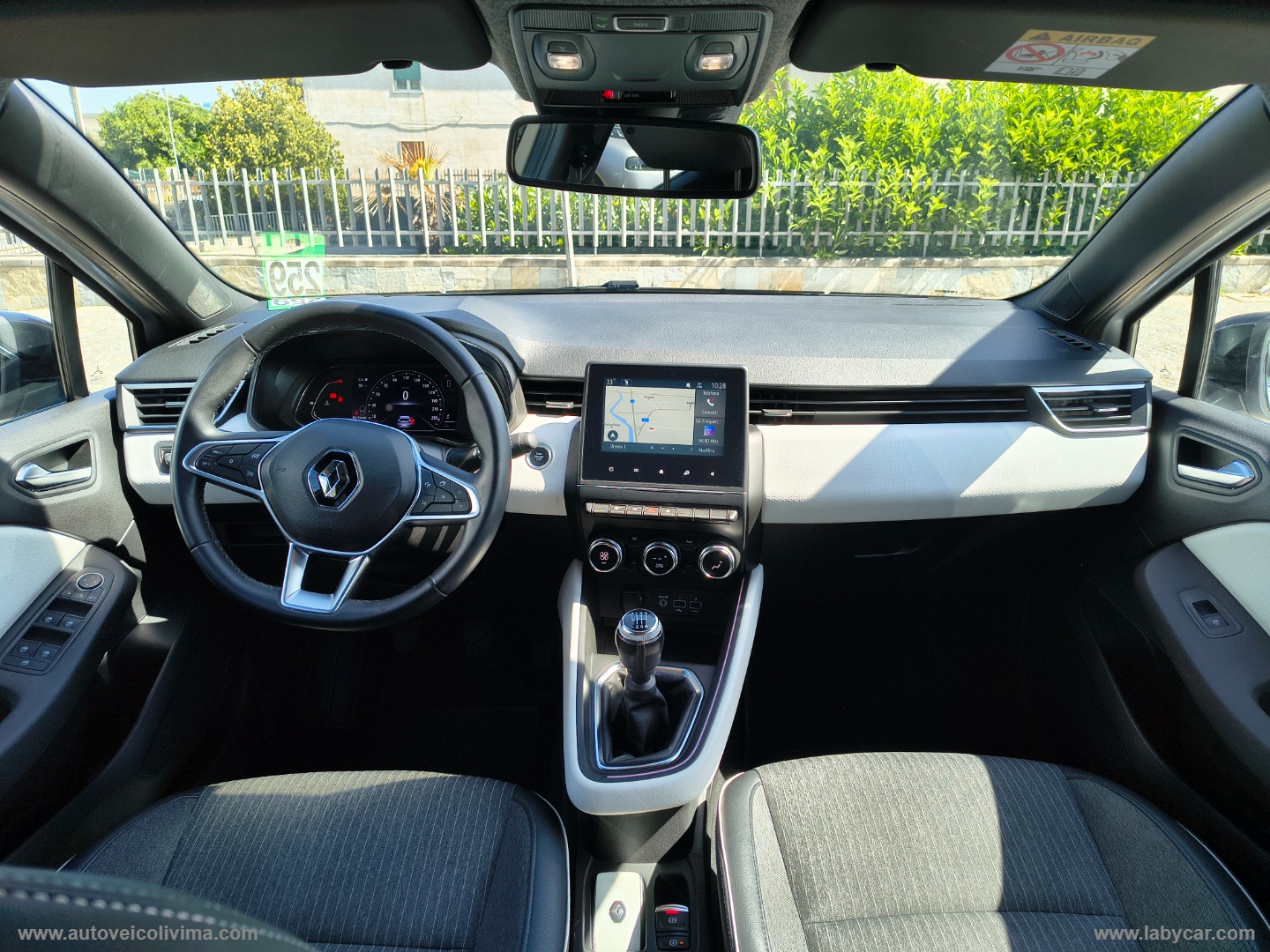 Clio TCe 100 CV GPL Techno - immagine 11