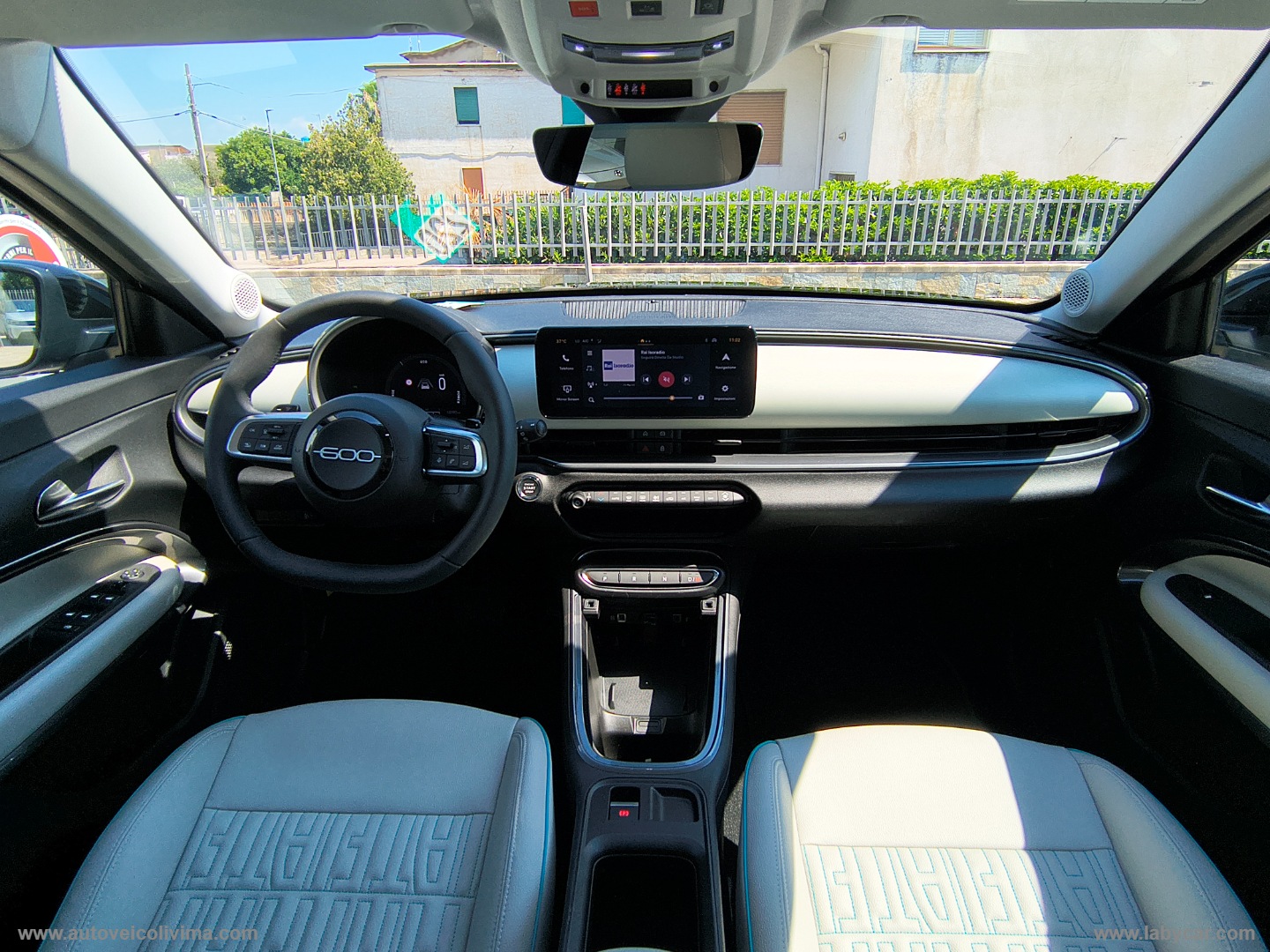 600 Hybrid 110 CV DCT MHEV La Prima - immagine 11