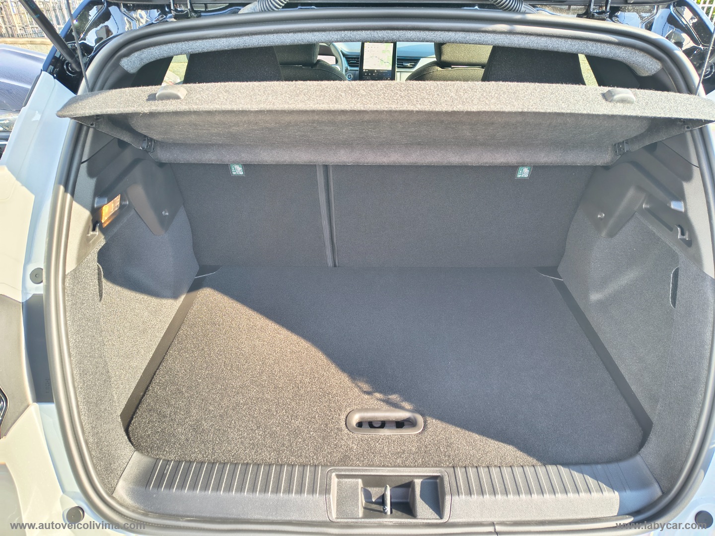Captur Eco-G 120 CV Techno KM 0 ITALIA - immagine 11