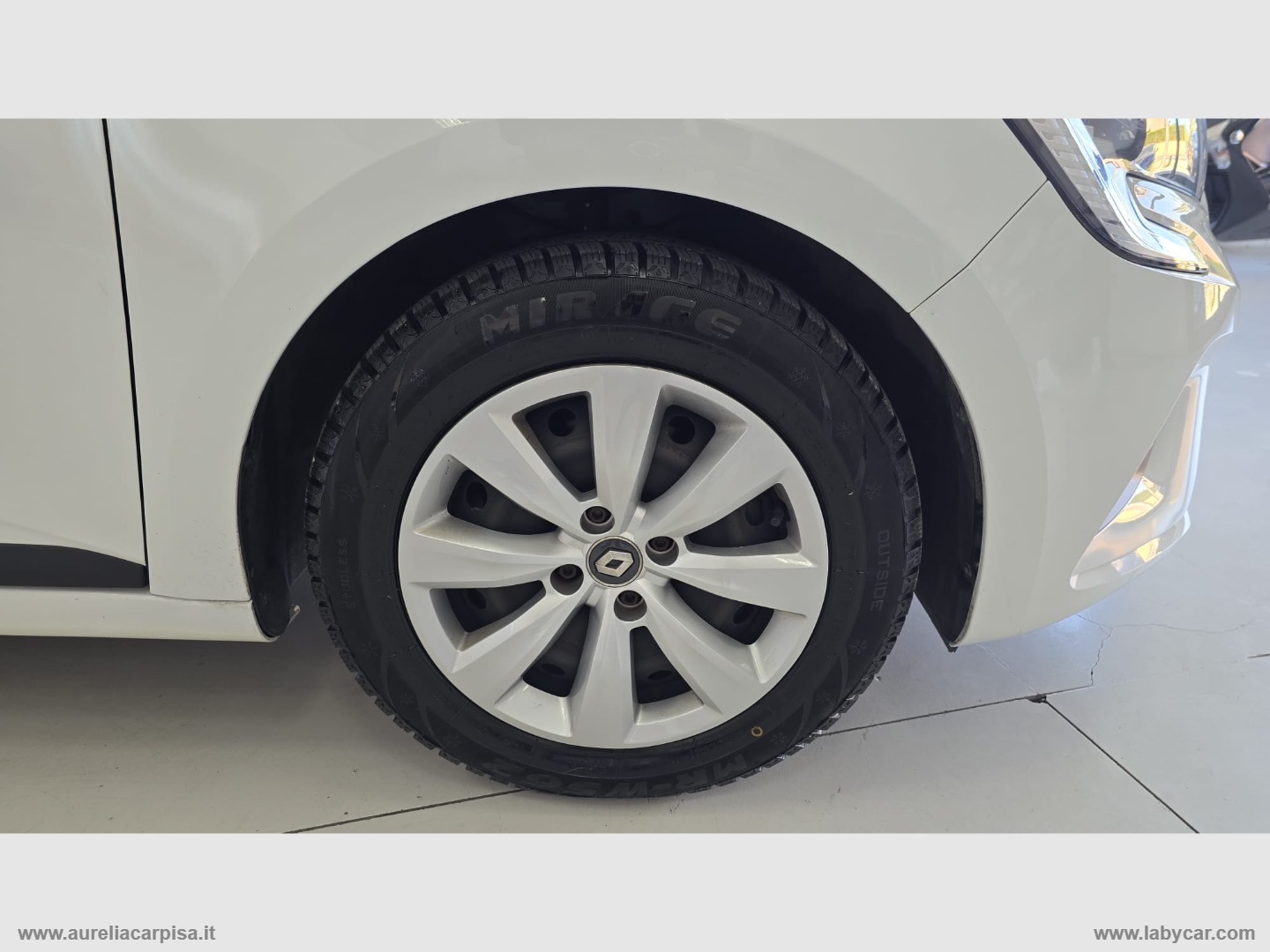 Clio TCe 12V 100 CV 5p. Life - immagine 11
