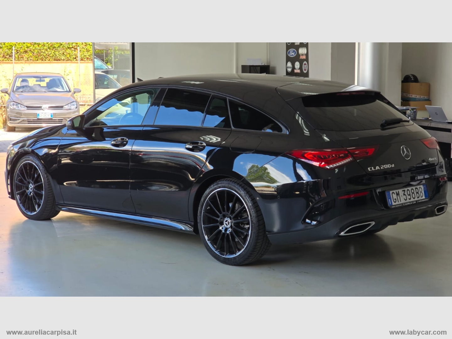 CLA 200 d Aut. 4M Shooting Brake Premium - immagine 11