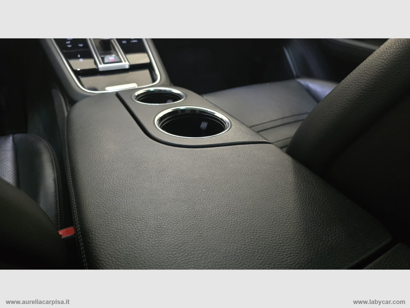 Panamera 4 Executive - immagine 11