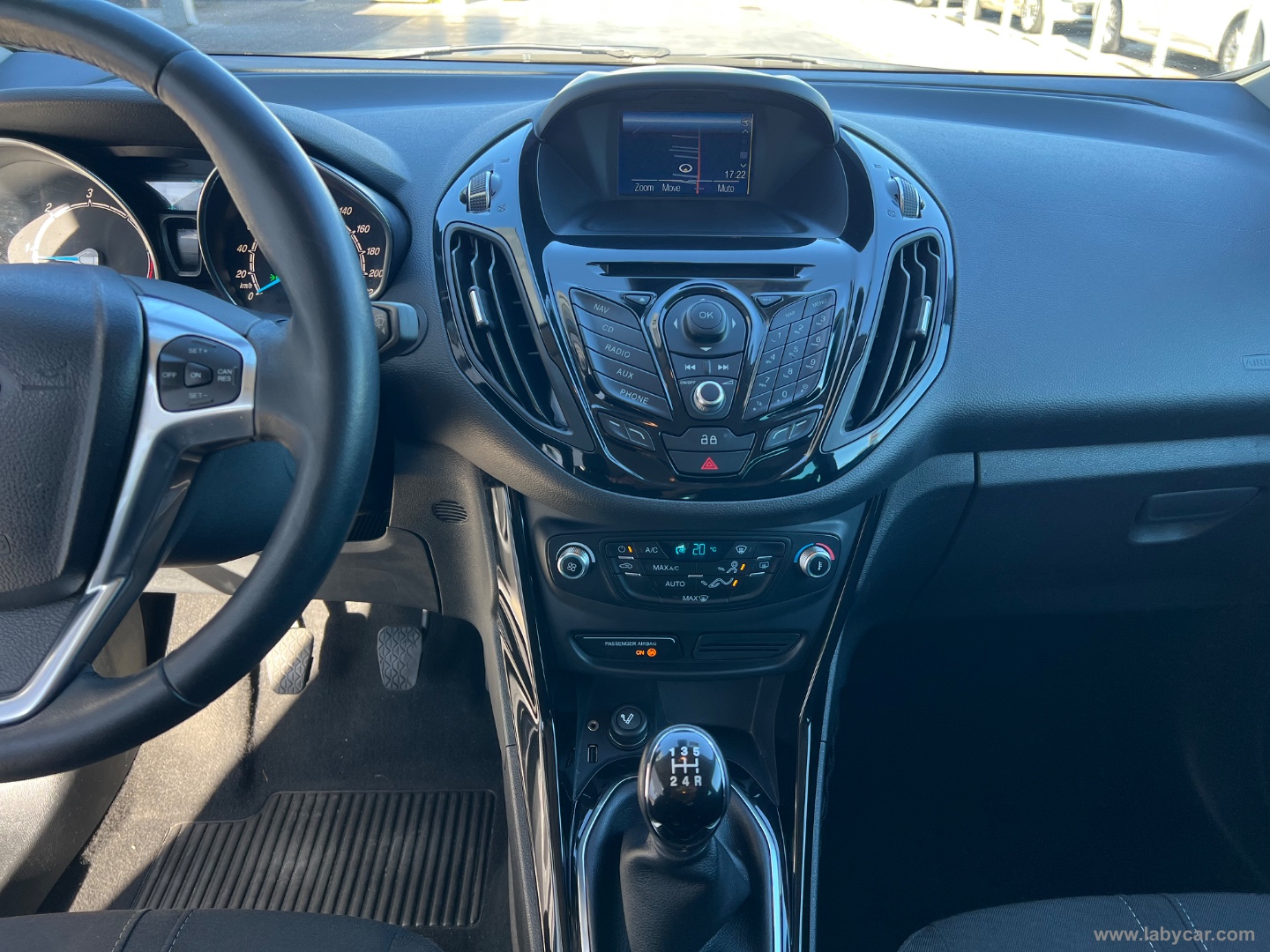 B-Max 1.5 TDCi 75 CV Titanium - immagine 11