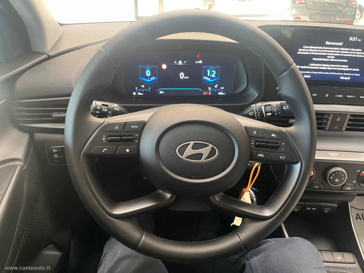 i20 1.0 T-GDI Connectline CON EXTERIOR PACK - immagine 11