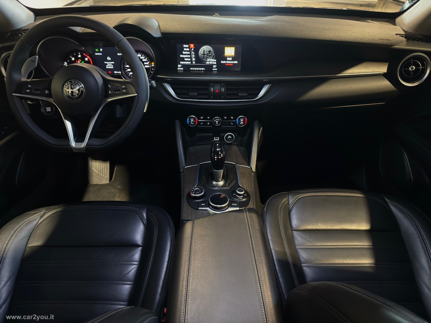 Stelvio 2.2 T.diesel 210 CV AT8 Q4 Exec. - immagine 11