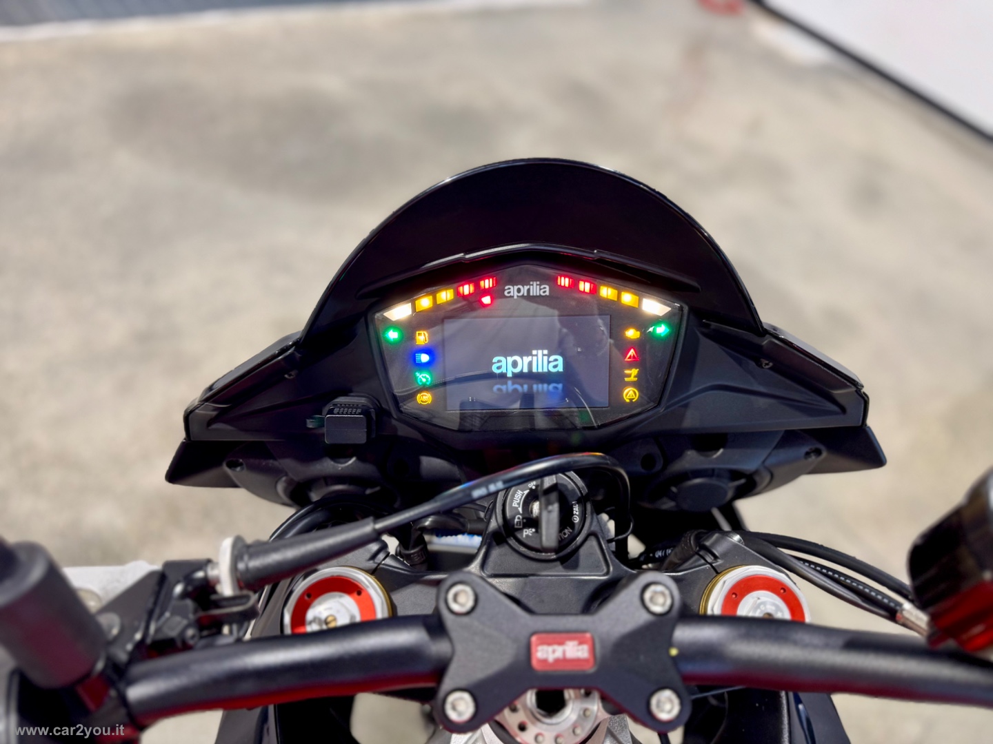 Tuono V4 1100 RR - immagine 11