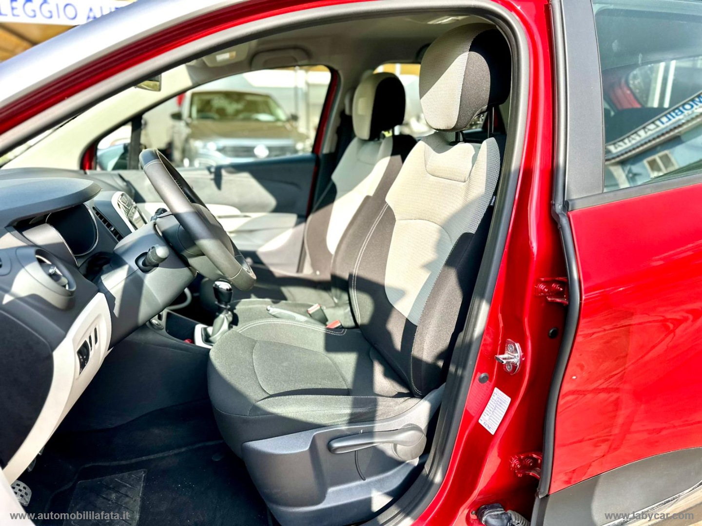 Captur dCi 8V 110 CV S&S Energy Zen DIESEL 39.000 KM - immagine 11