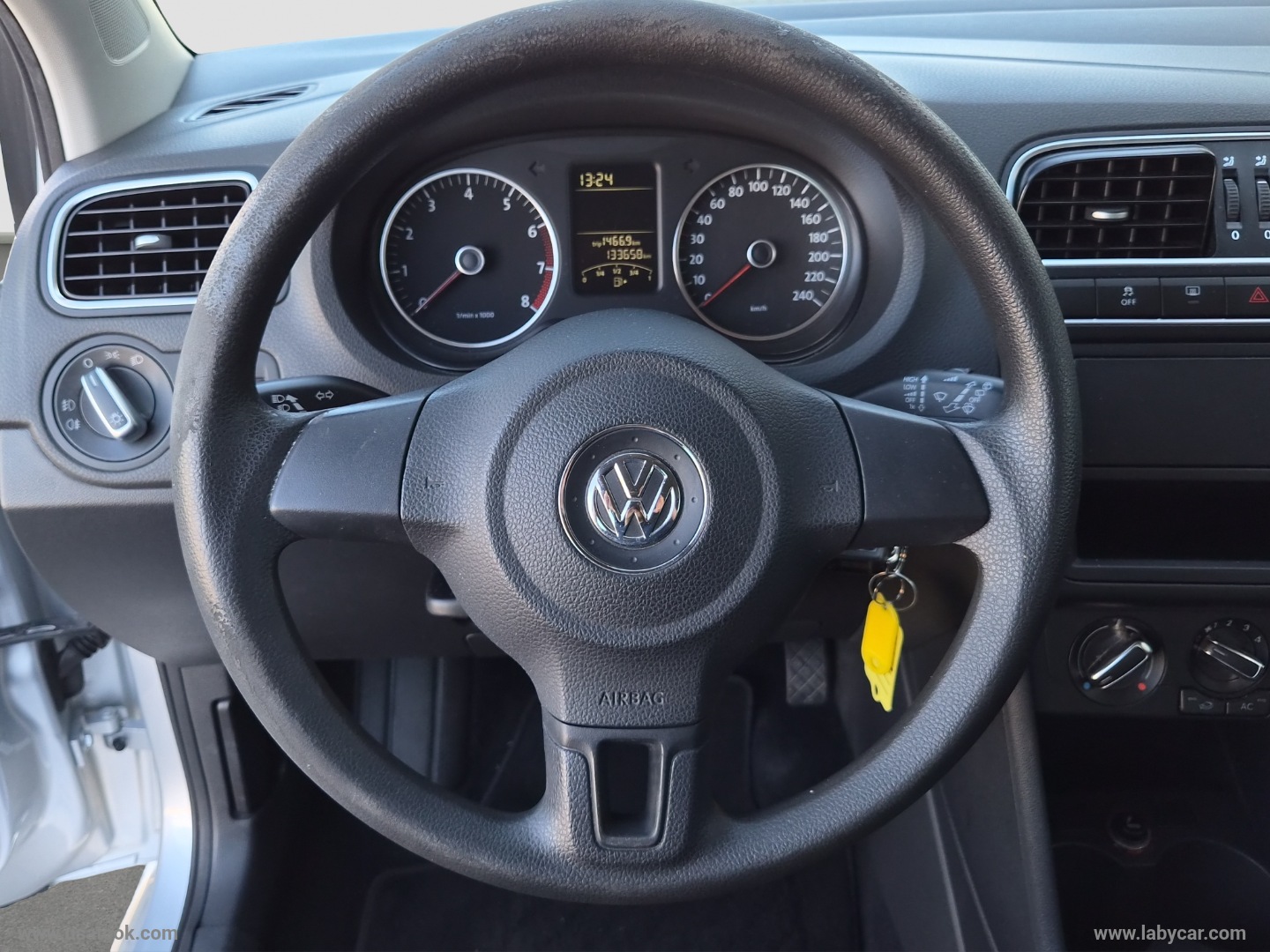 Polo 1.2 70 CV 5p. Comfortline UNICO PROPRIETARIO - OK NEOPATENTATI - immagine 11