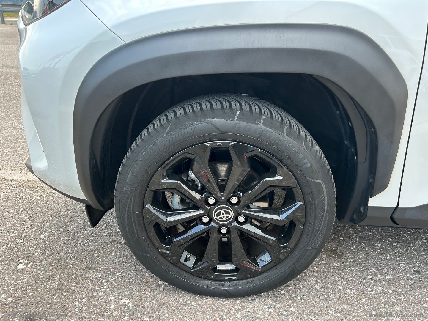 Yaris Cross 1.5 Hyb. 5p. E-CVT AWD Trend - immagine 11