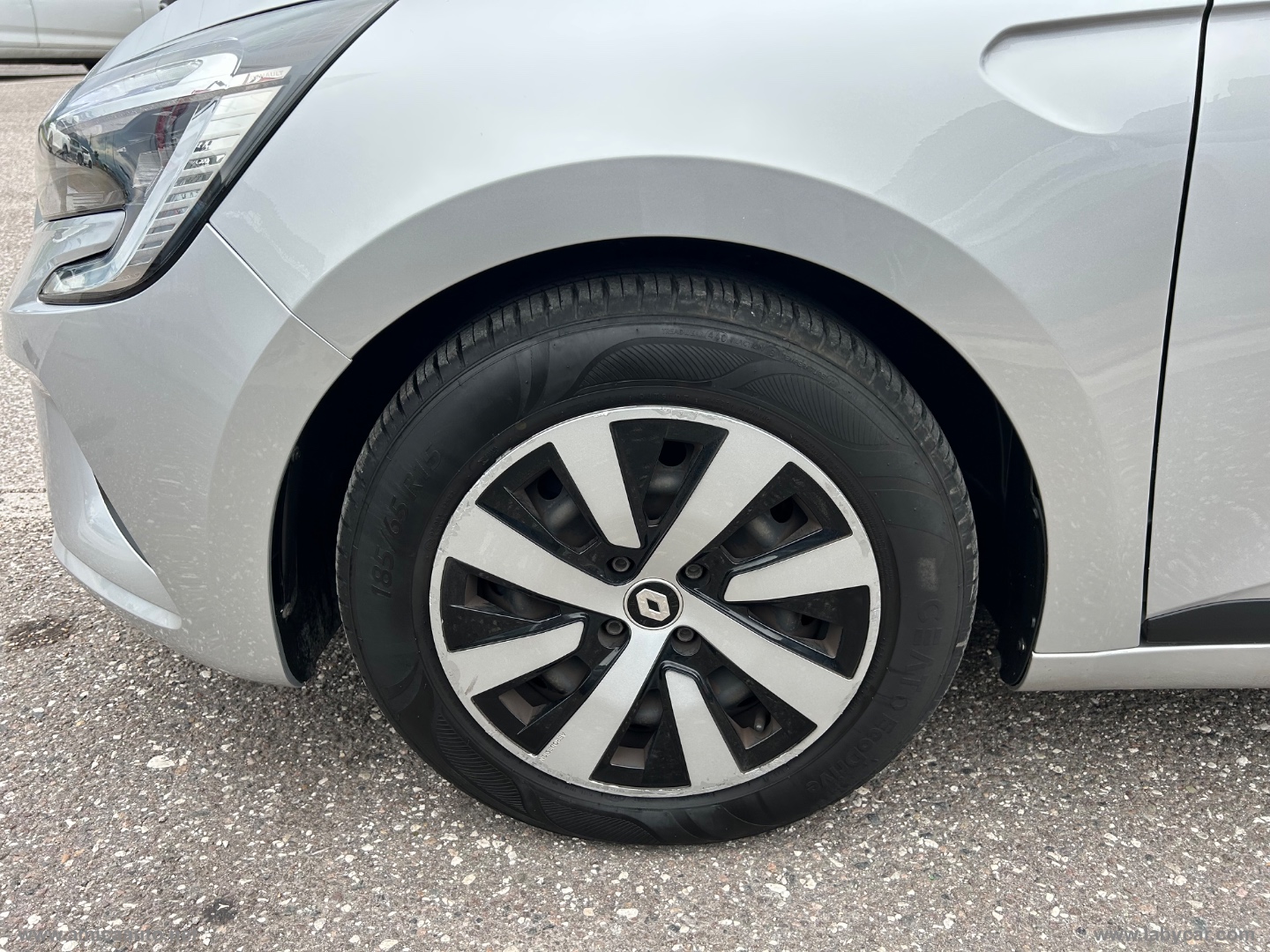 Clio TCe 90 CV 5p. Equilibre - immagine 11