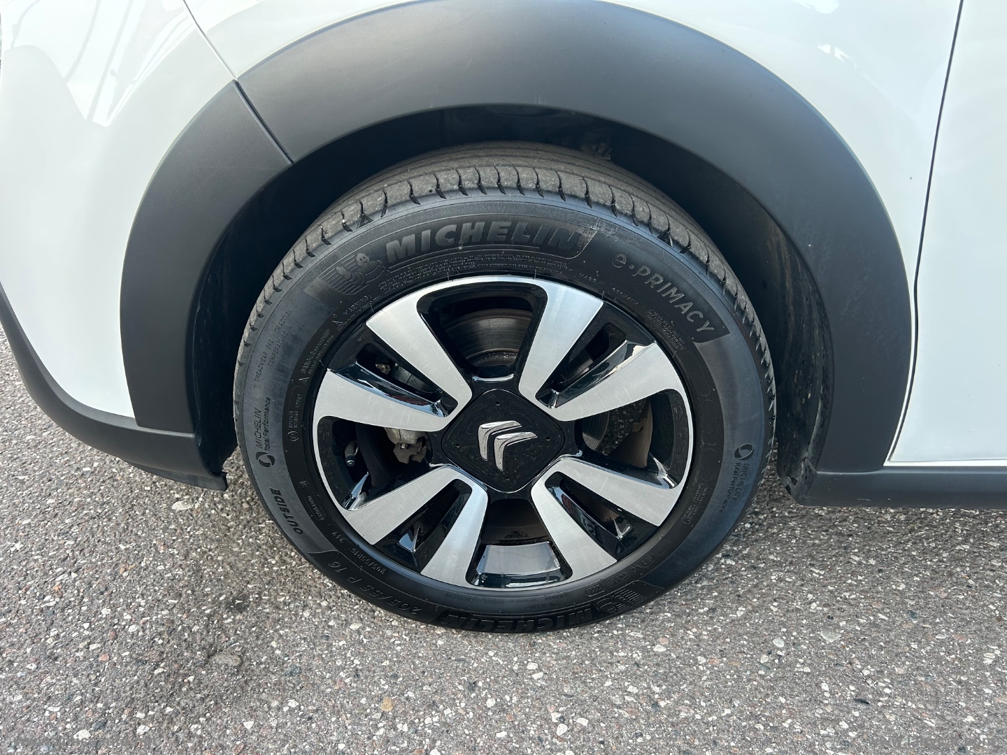 C3 PureTech 83 S&S Shine VERNICE BICOLORE - BIANCO/TETTO NERO - immagine 11