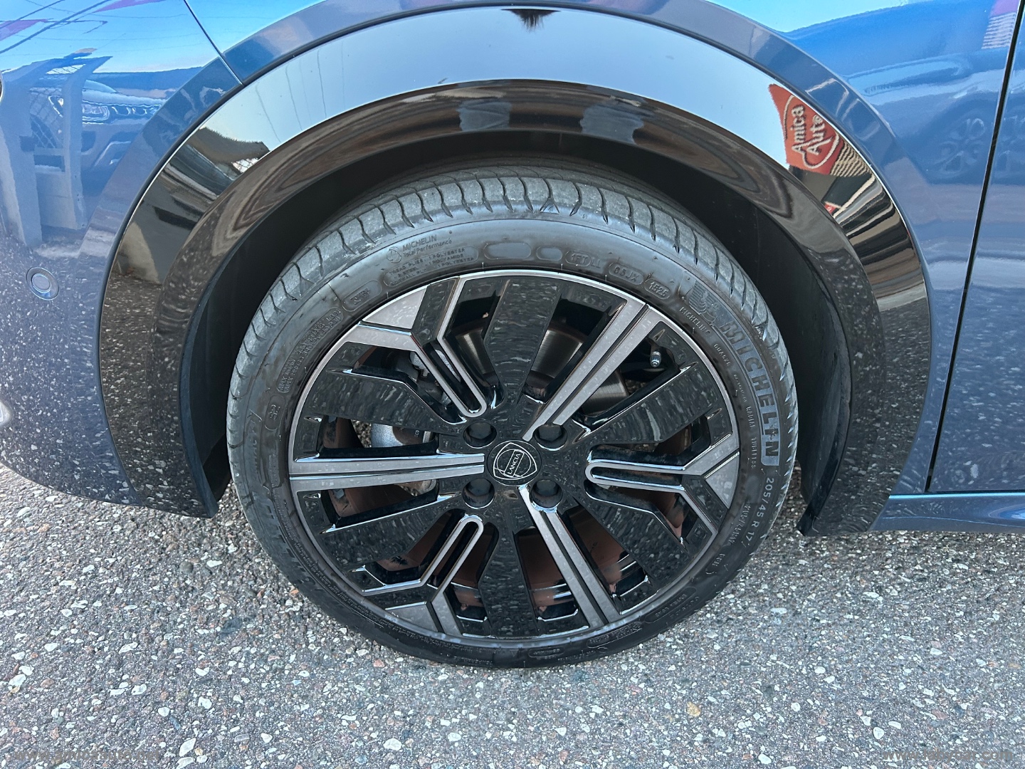 Ypsilon Hybrid e-DCT Ed.Limitata Cassina - immagine 11