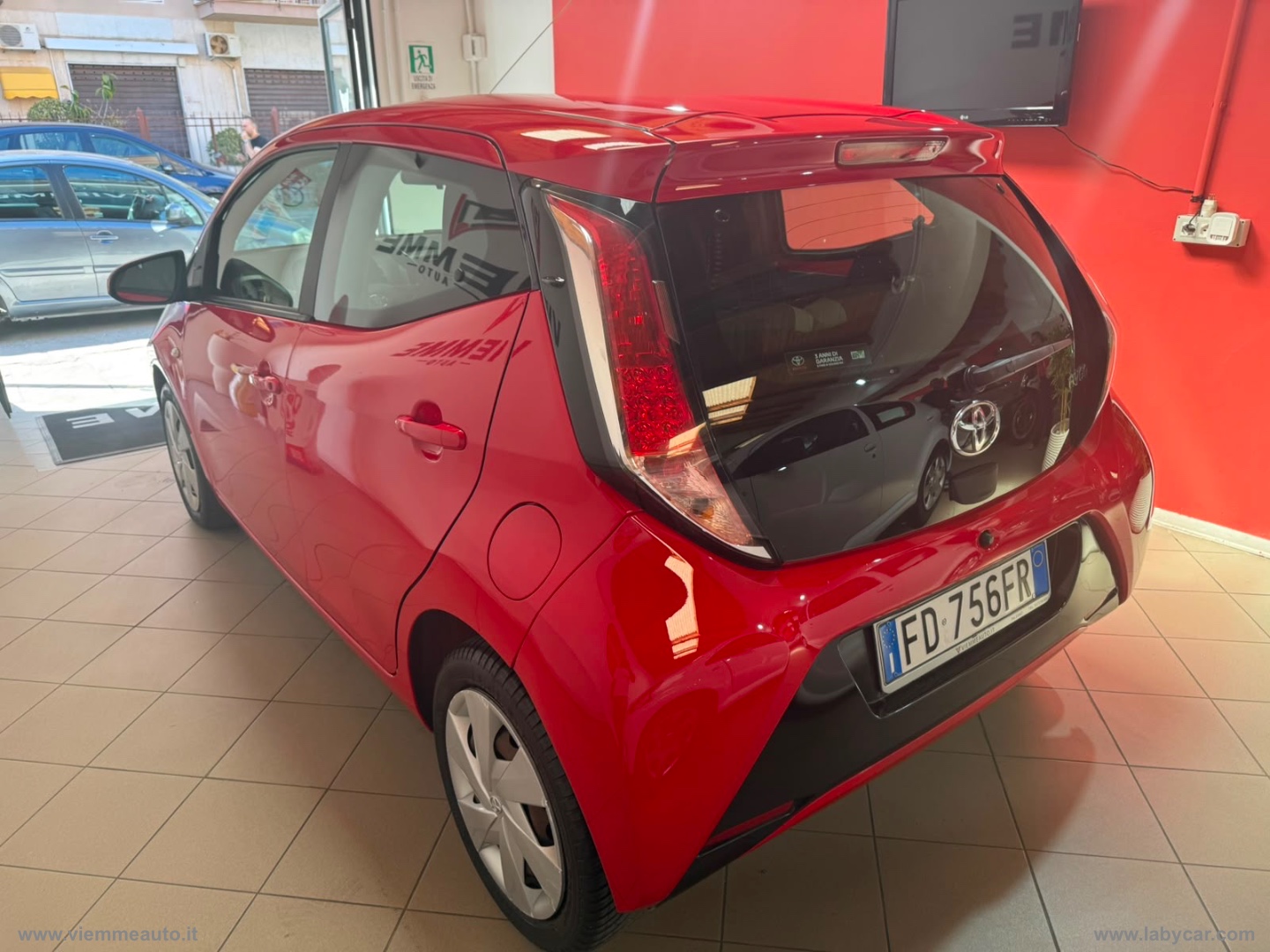 Aygo 1.0 VVT-i 69 CV 5p. x-play - immagine 11
