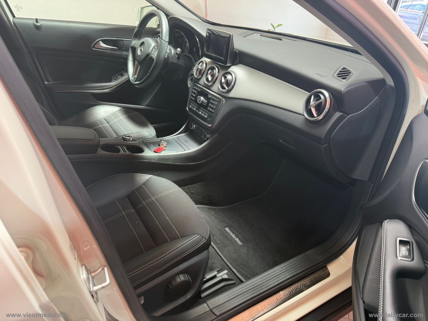 GLA 200 CDI Automatic 4Matic Premium - immagine 11