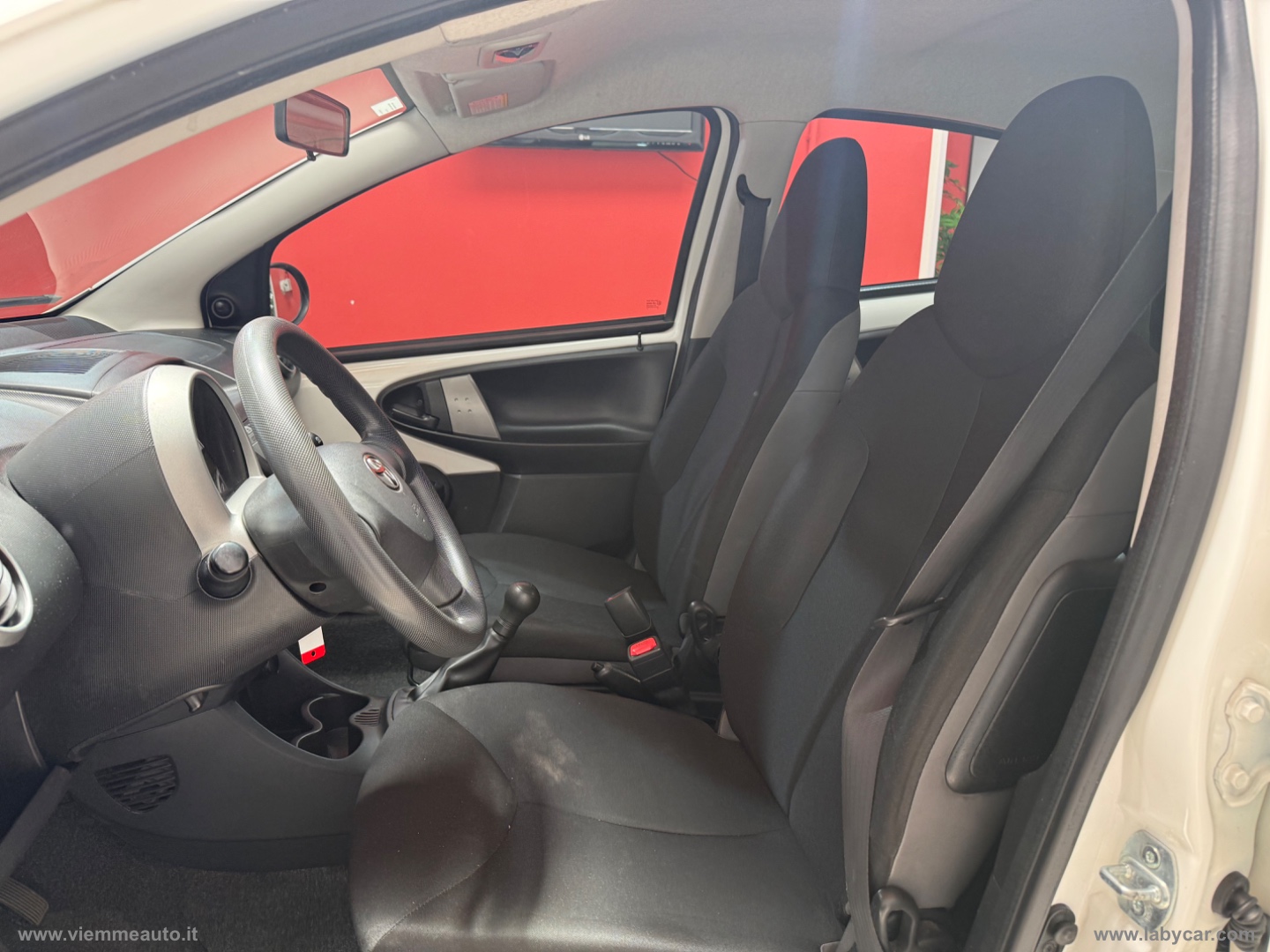Aygo 1.0 VVT-i 5p. Now - immagine 11