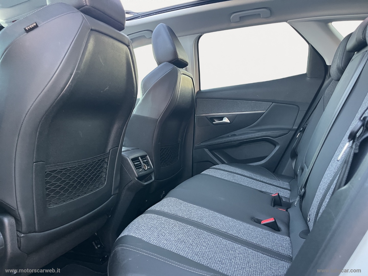 3008 PureTech Turbo 130 S&S EAT8 Allure - immagine 11