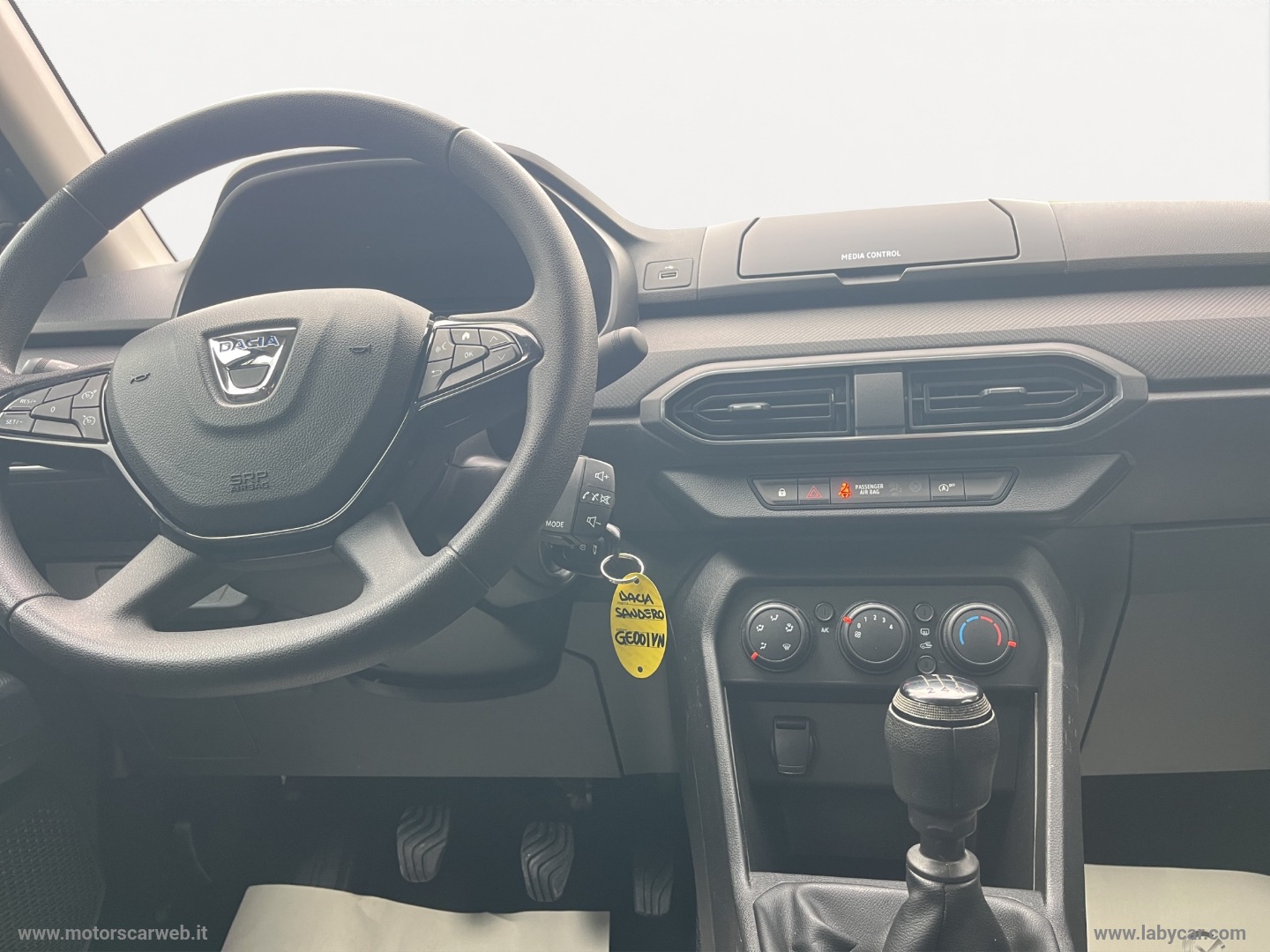 Sandero Streetway 1.0 SCe 65CV Essential - immagine 11