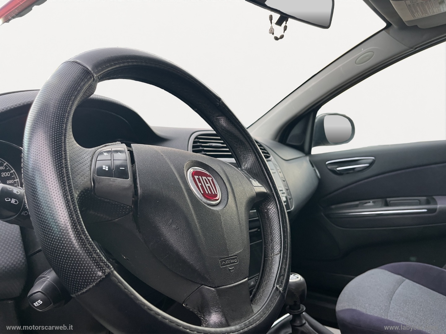 Bravo 1.6 MJT 120 CV Emotion - immagine 11