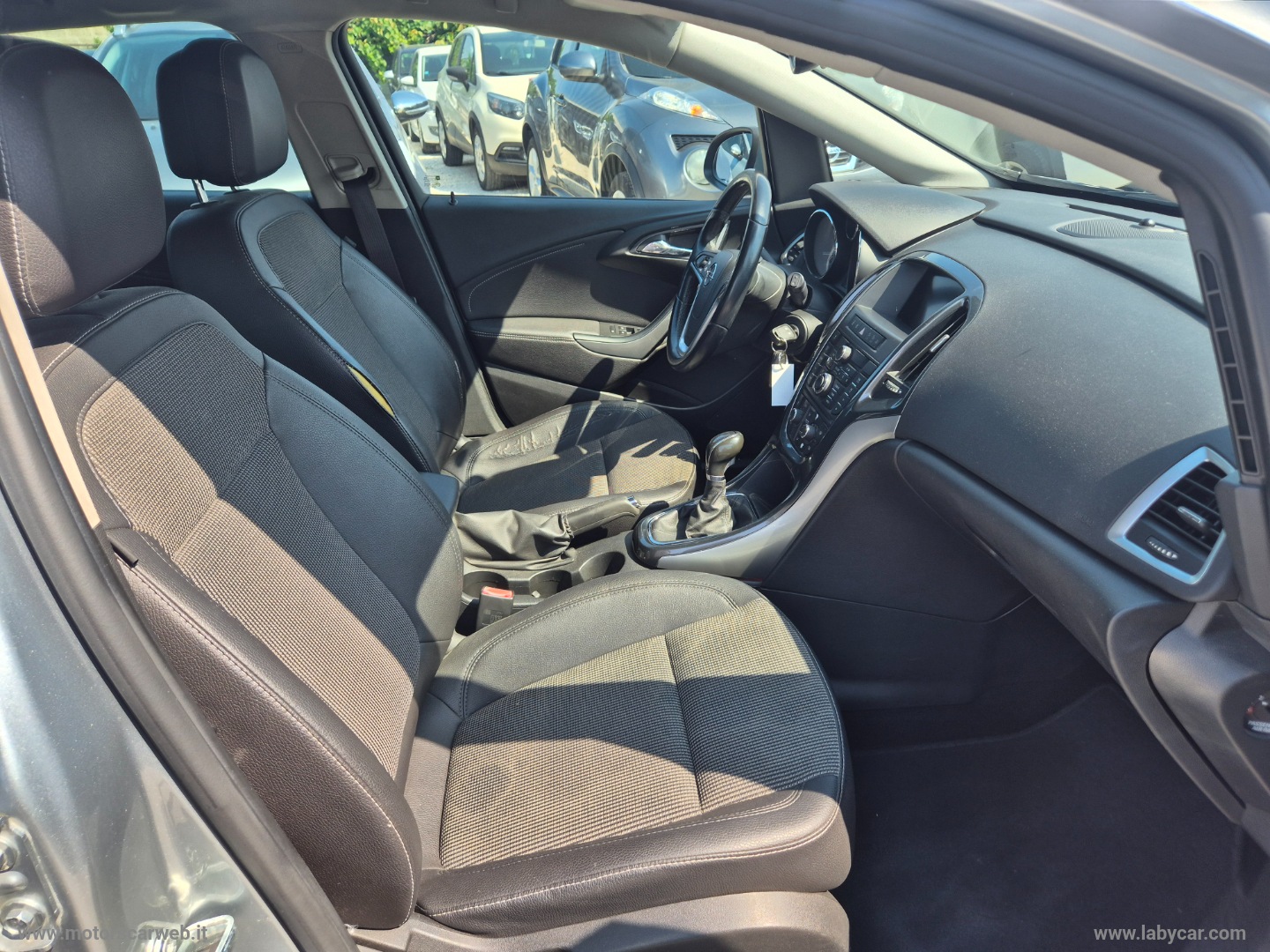 Astra 1.7 CDTI 130 CV ST Cosmo - immagine 11