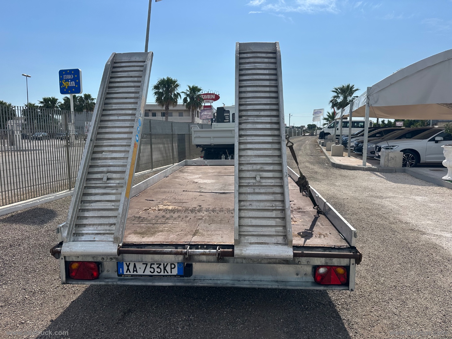 LONGO CARRELLO RIMORCHIO PIANALE 35Q.LI 3 ASSI CON RAMPE - immagine 11