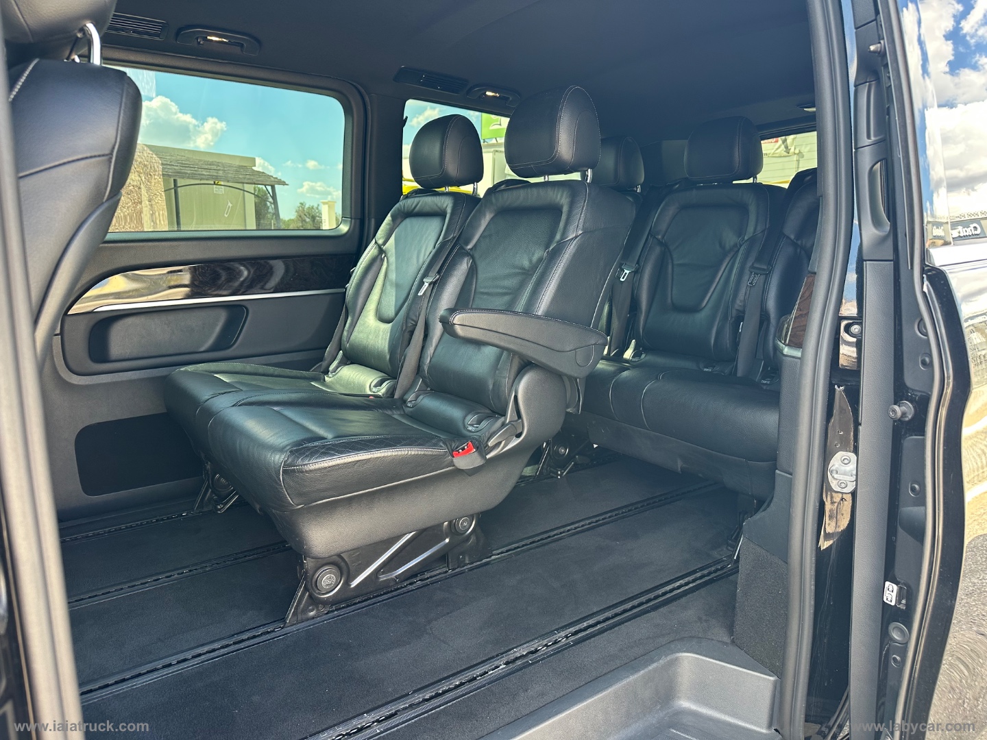 CLASSE V 250 d Aut. 4Matic Premium Extralong 8 POSTI - immagine 11