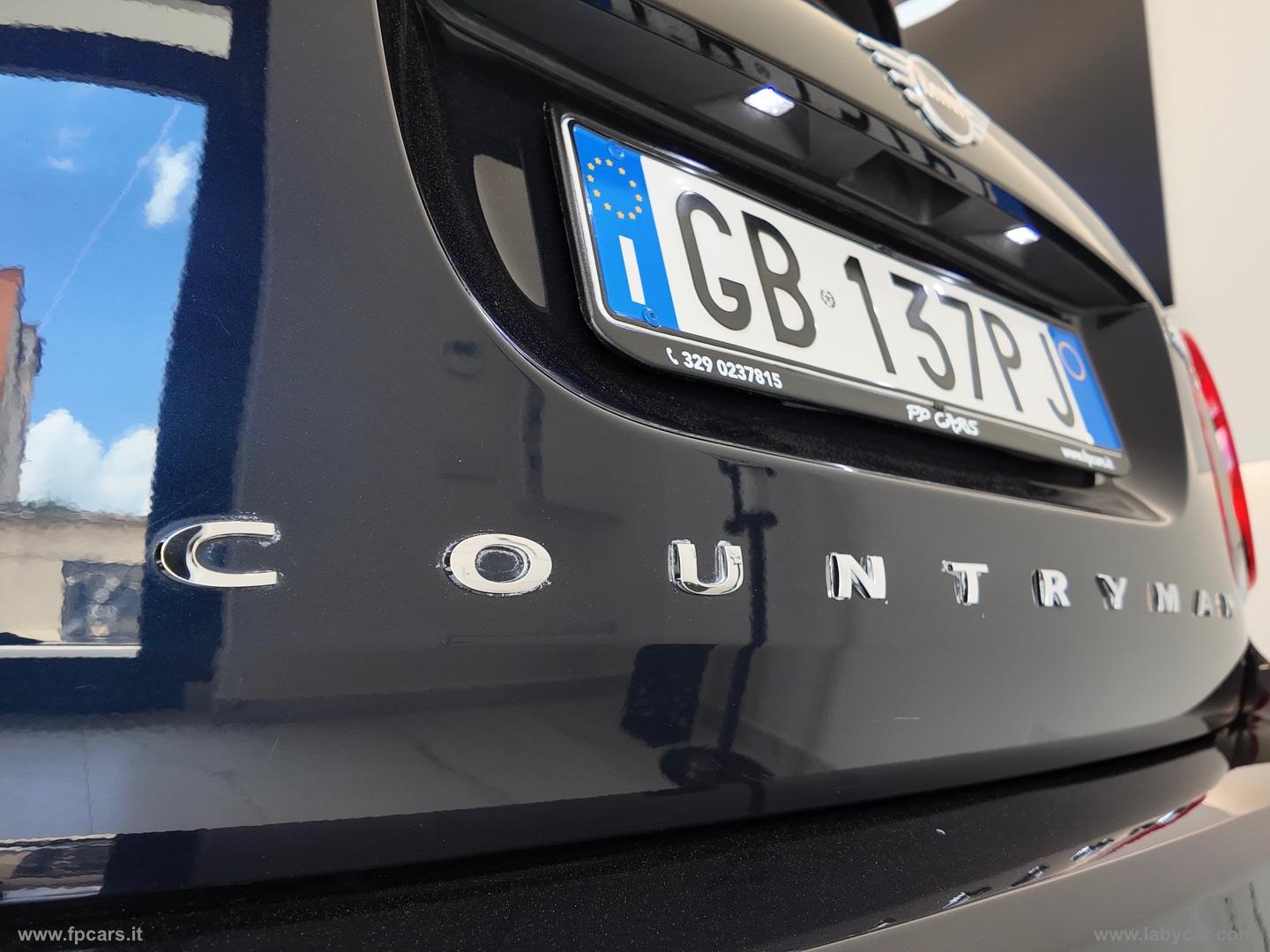 Mini Cooper D Business Countryman Aut. - immagine 11