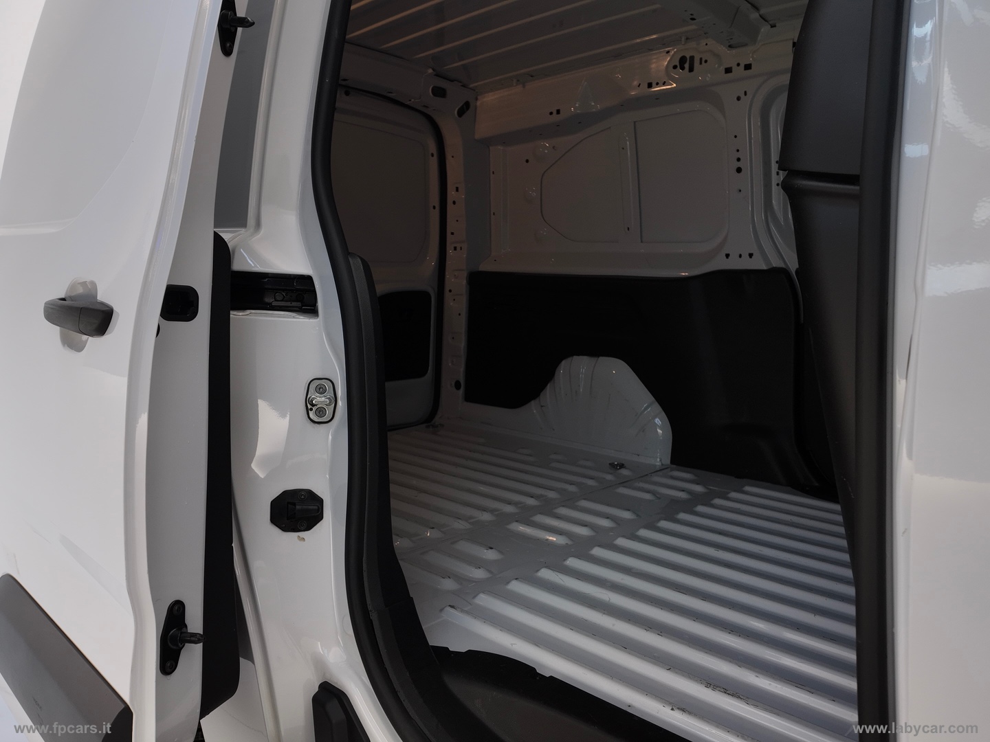 DOBLO 1.5 BlueHdi 130CV AT8 PL-TN Van - immagine 11