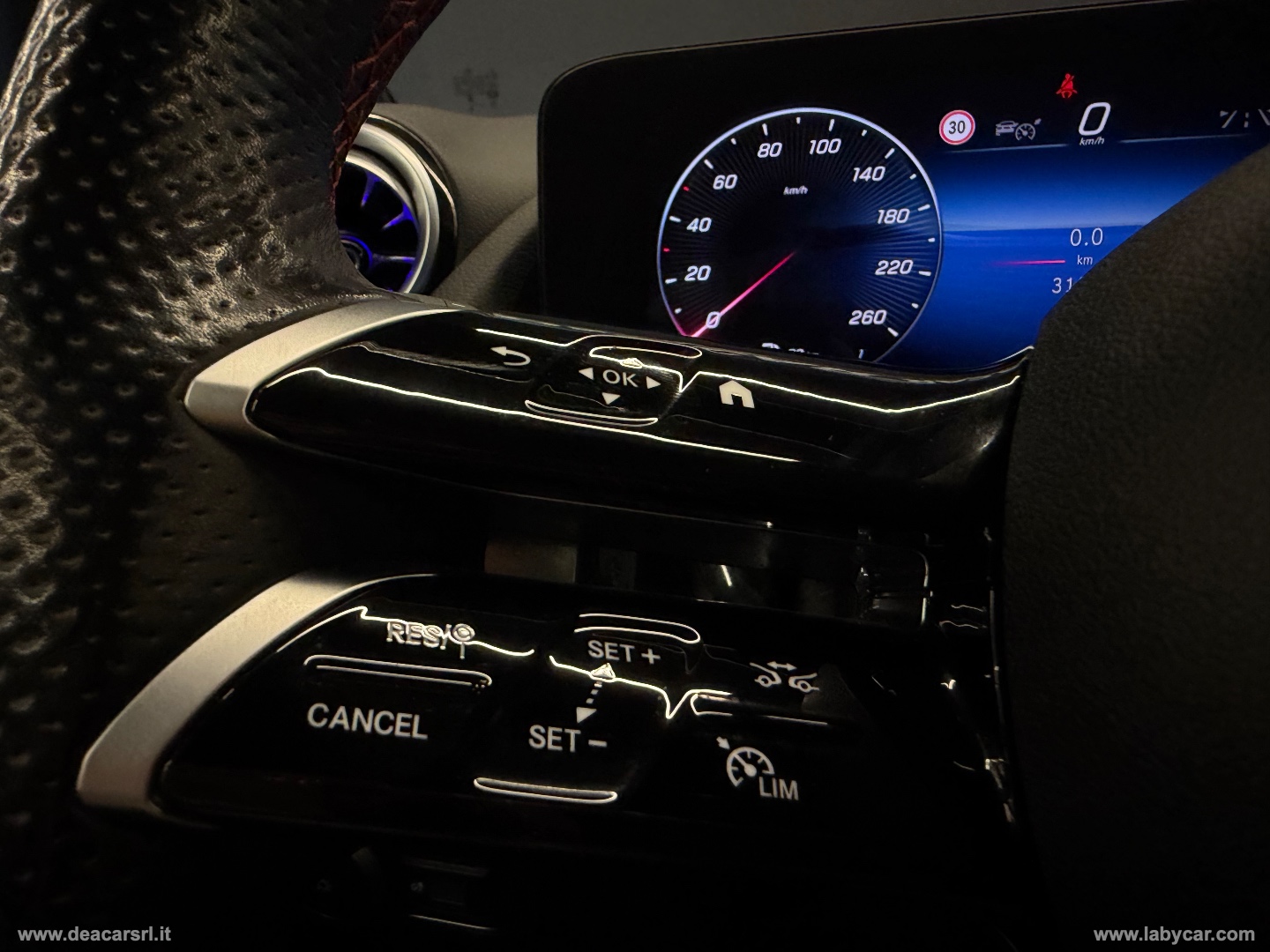 GLA 200 d Automatic AMG Line Adv.Plus - immagine 11