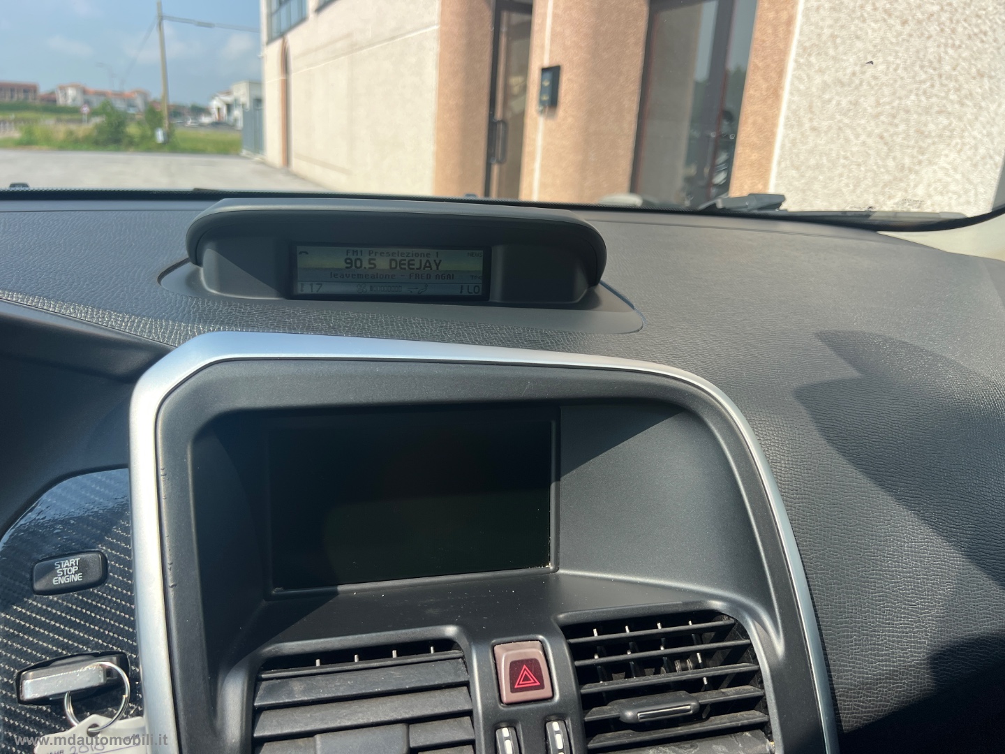 XC60 2.4 D 163CV AWD Geartronic Momentum MOLTO BEN TENUTA - immagine 11