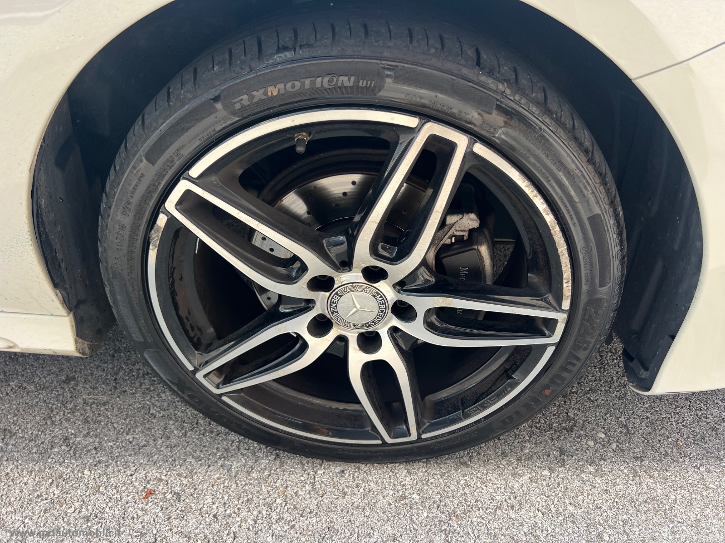 B 180 d Automatic Premium TETTO PACK AMG - immagine 11