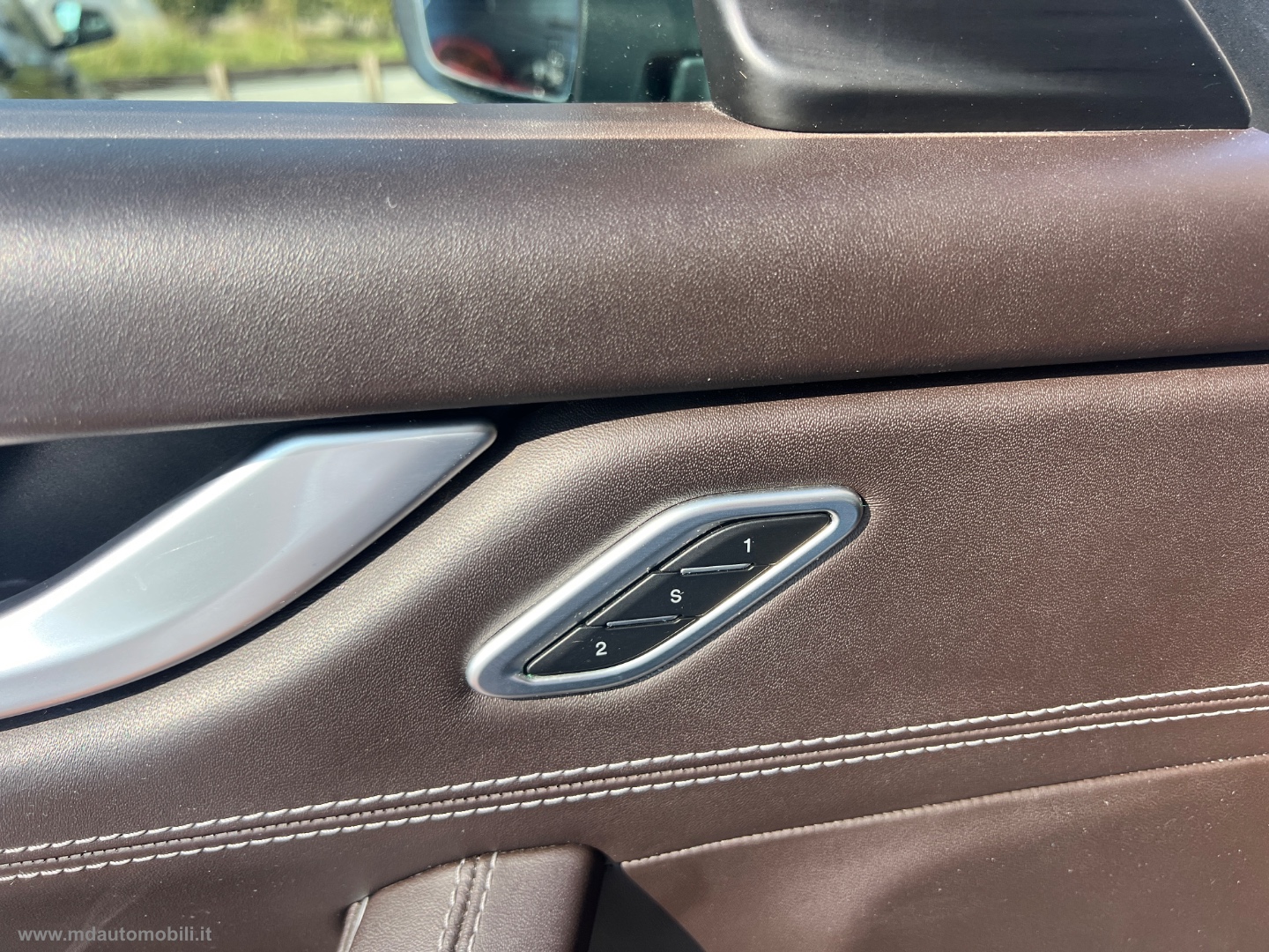 Levante V6 Diesel 275 CV AWD TETTO SOLO KM.106000 - immagine 11