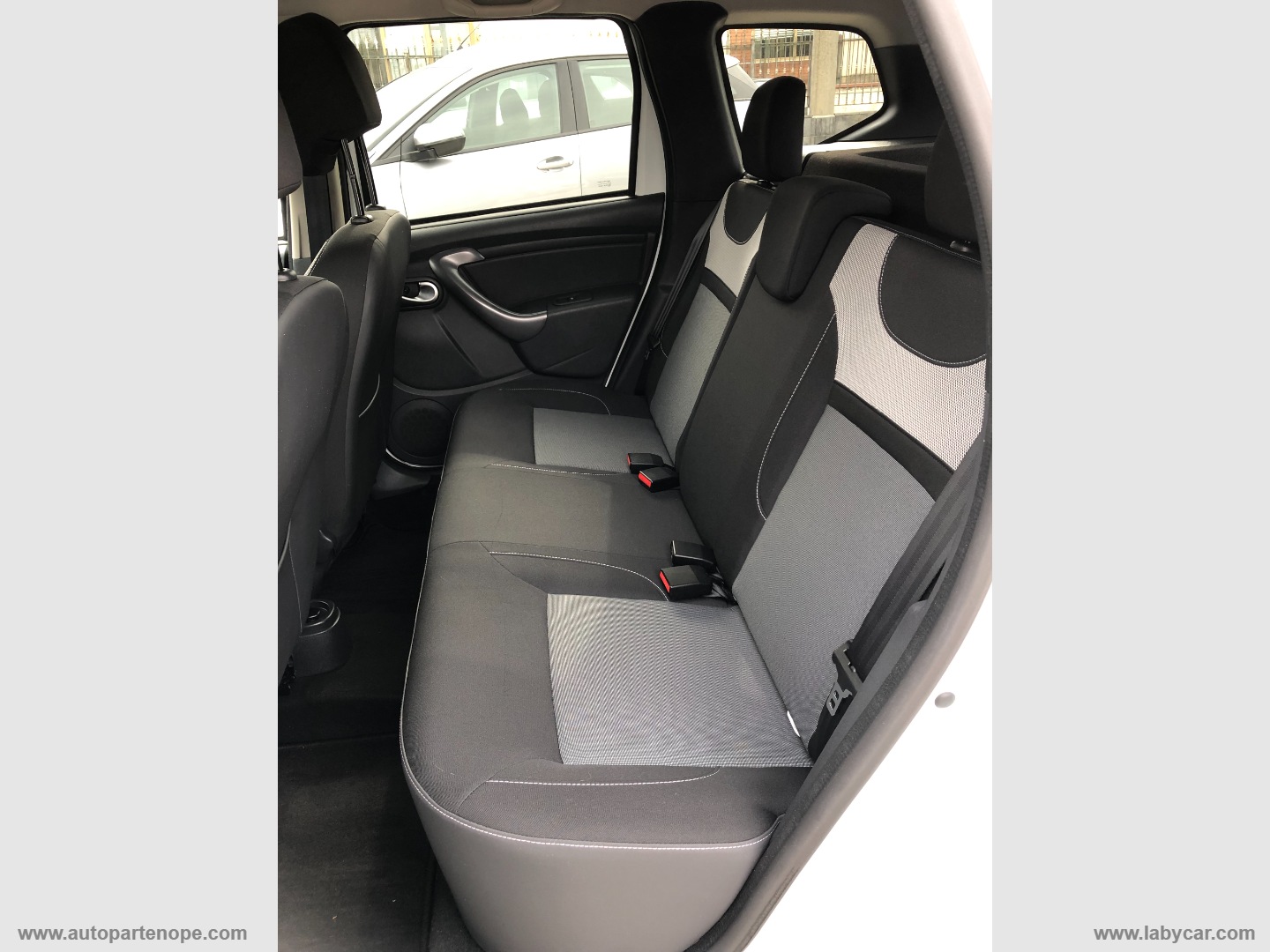 Duster 1.6 115CV S&S 4x2 GPL SL Bl.Shad. - immagine 11