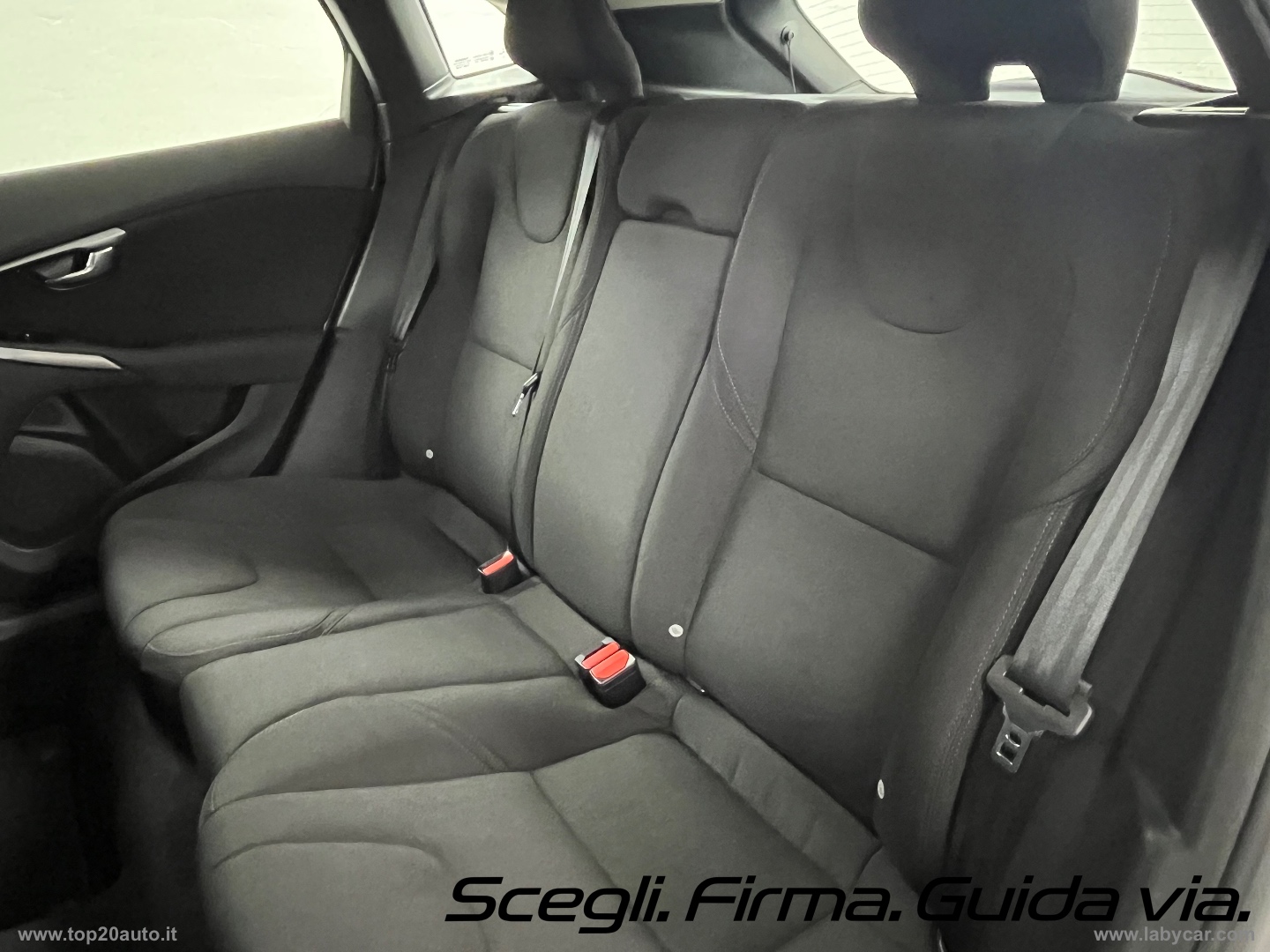 V40 Cross Country D2 Geartronic Business - immagine 11