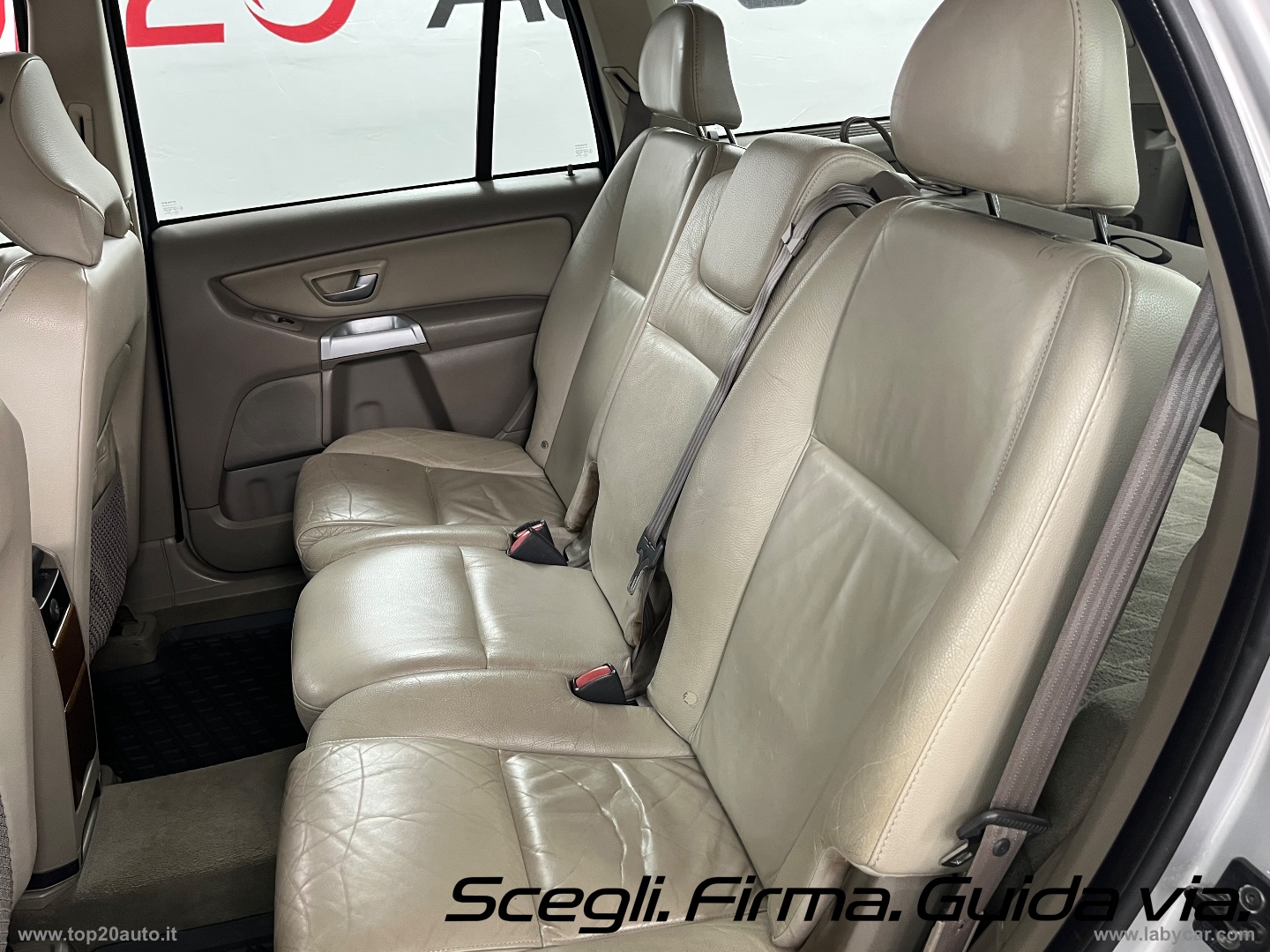XC90 2.4 D5 aut. AWD Executive|UNICO PROPRIETARIO|ISCRZ. CVS - immagine 11