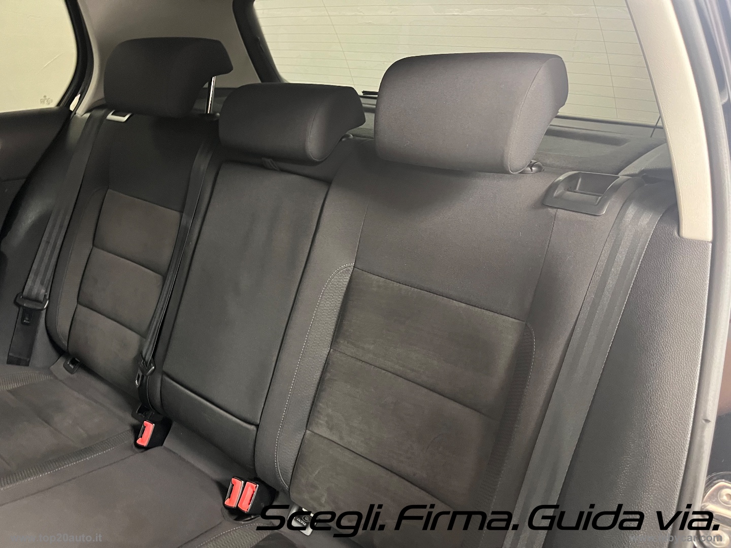 Golf 2.0 TDI 140 CV 5p. Highline - immagine 11