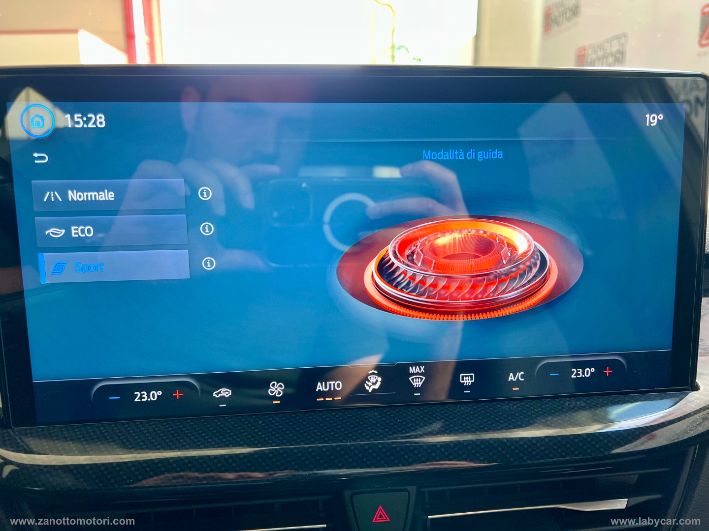 Focus 1.0 EcoB. Hybrid 125CV 5p. Tit.Ed. - immagine 11