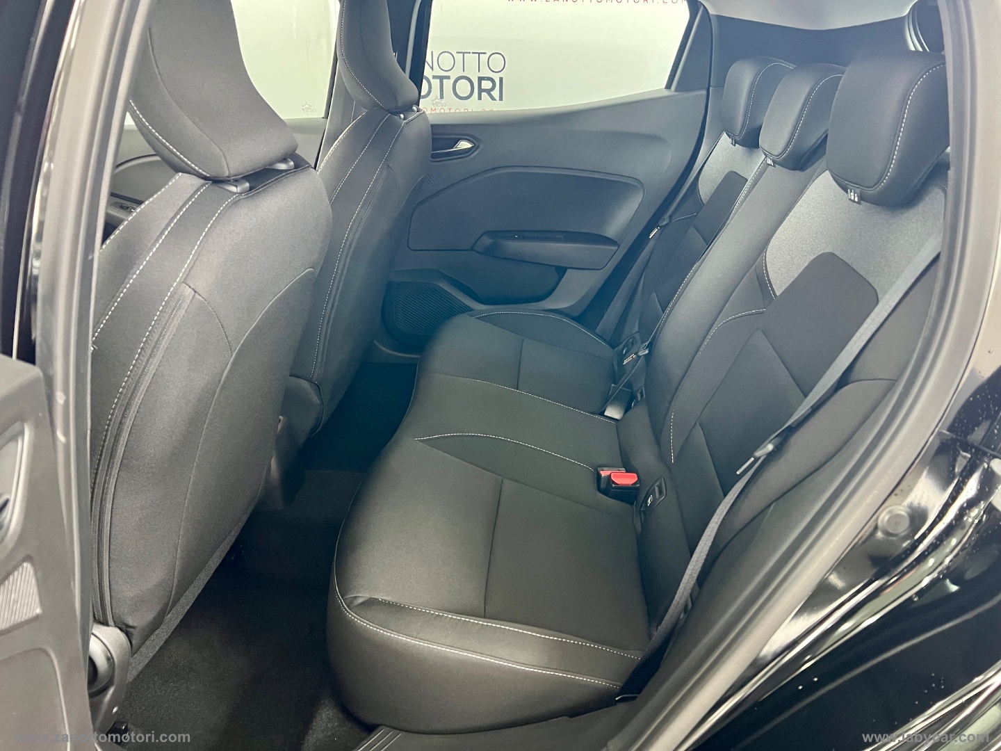 Clio ECO-G 100 CV Evolution PRONTA CONSEGNA - immagine 11