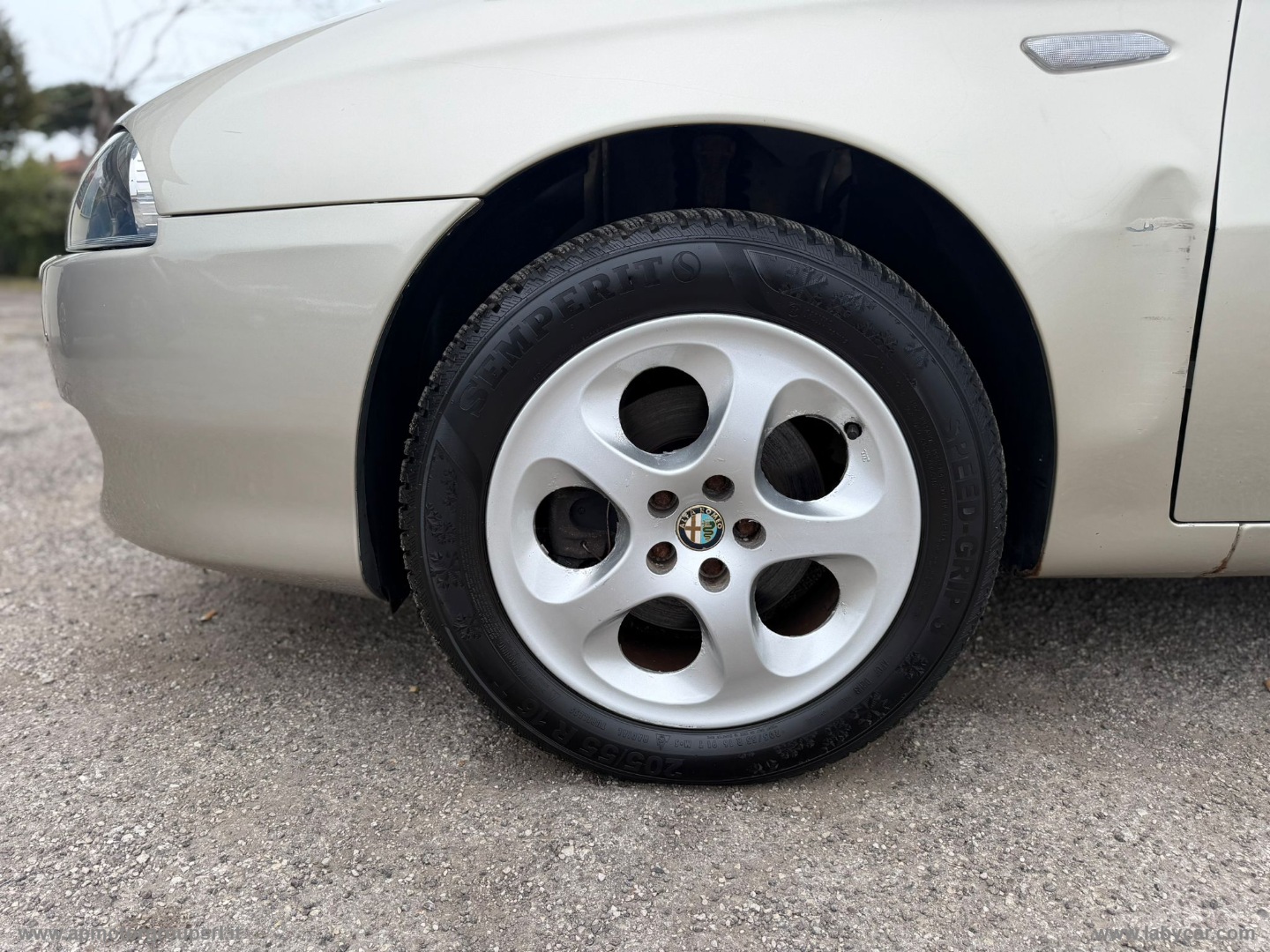 147 1.6 TS 105CV 5p. Distinctive - immagine 11