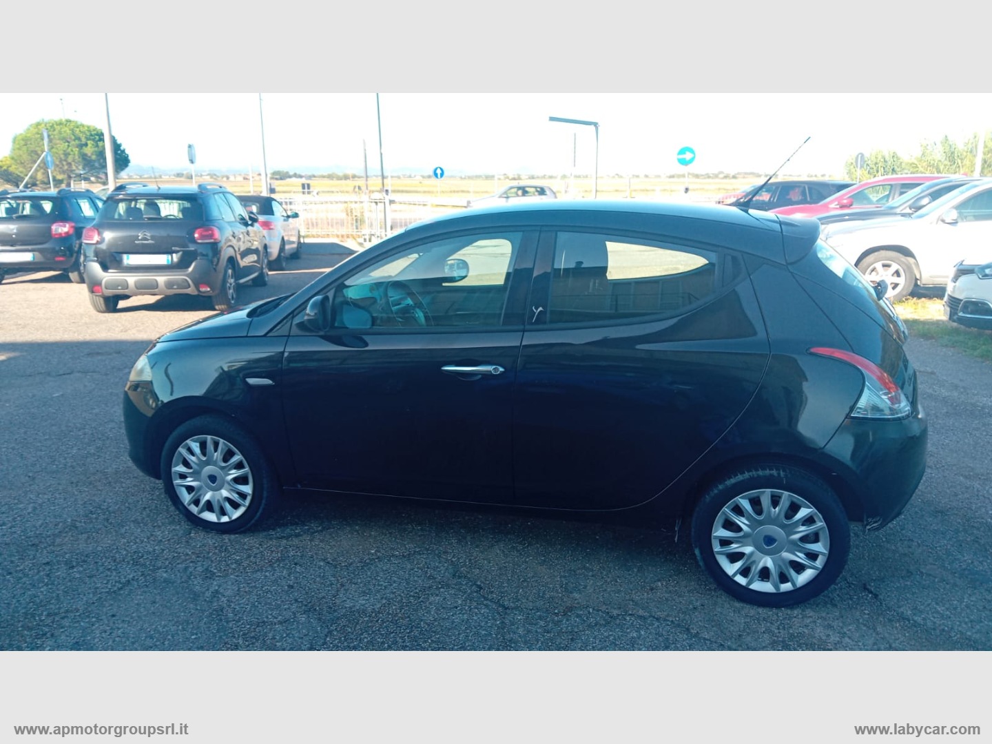 Ypsilon 1.2 69 CV 5p. Silver - immagine 11