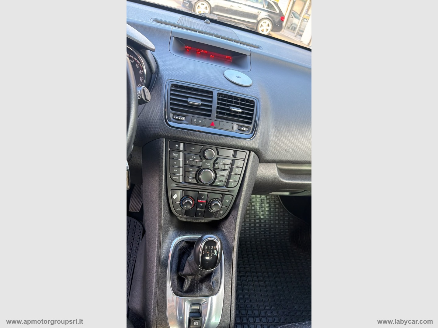 Meriva 1.4 T 120 CV GPL Tech Cosmo - immagine 11