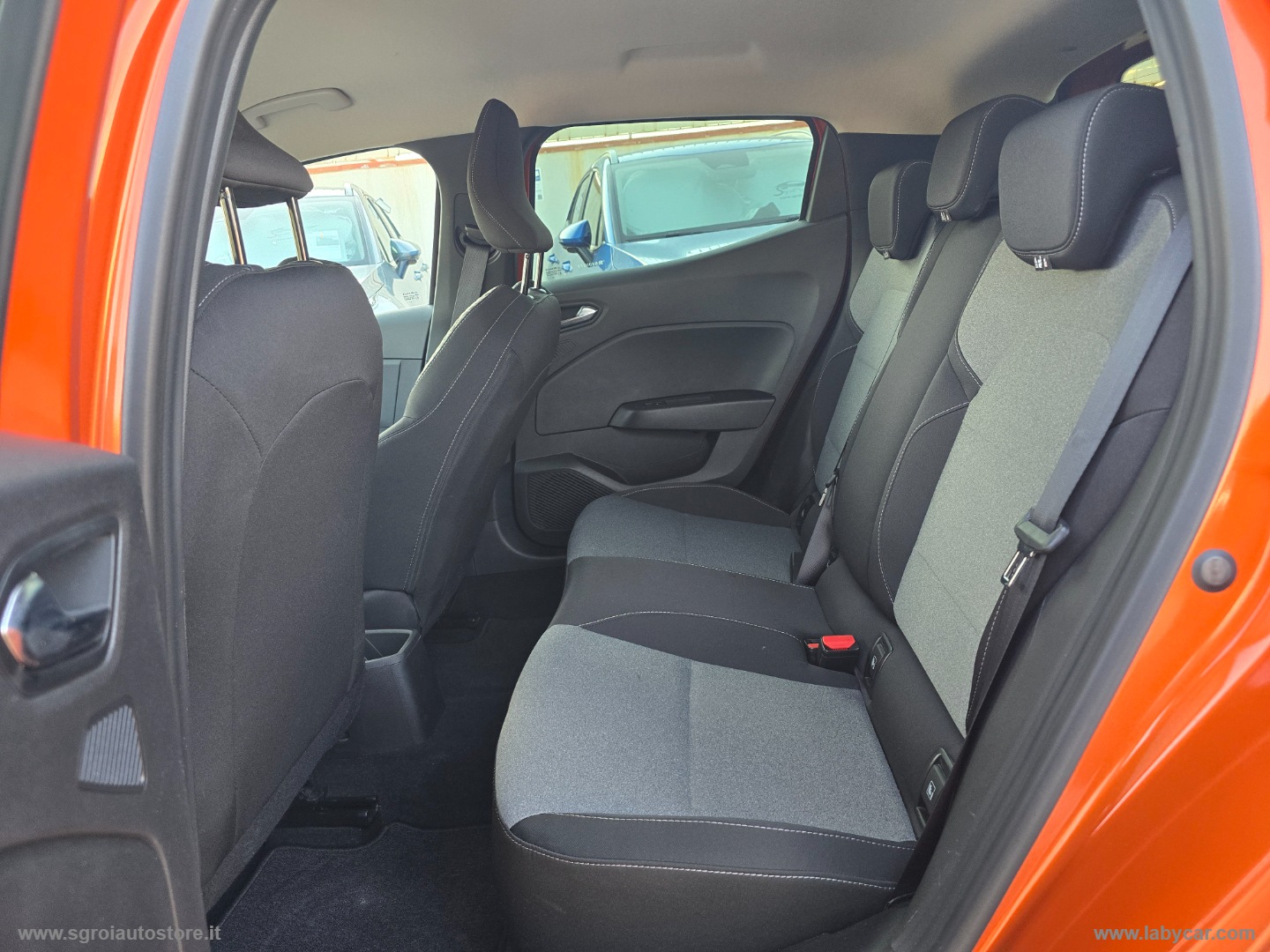 Clio TCe 100 CV GPL Evolution - immagine 11