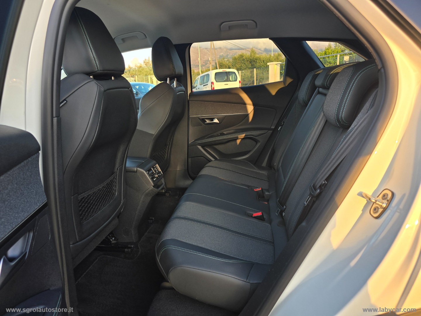 3008 BlueHDi 130 S&S Allure Pack - immagine 11