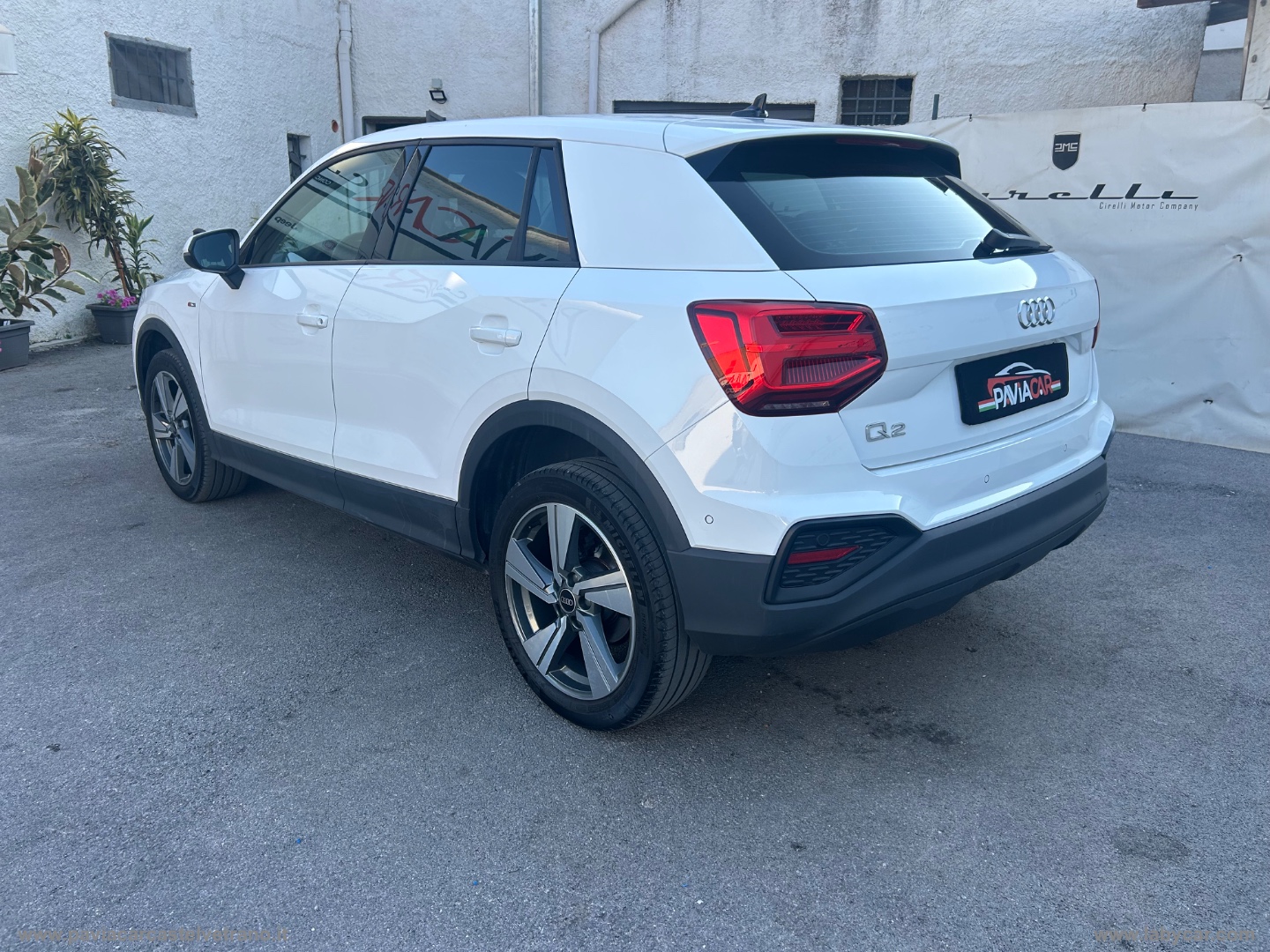 Q2 30 TDI S tronic Identity Black - immagine 11
