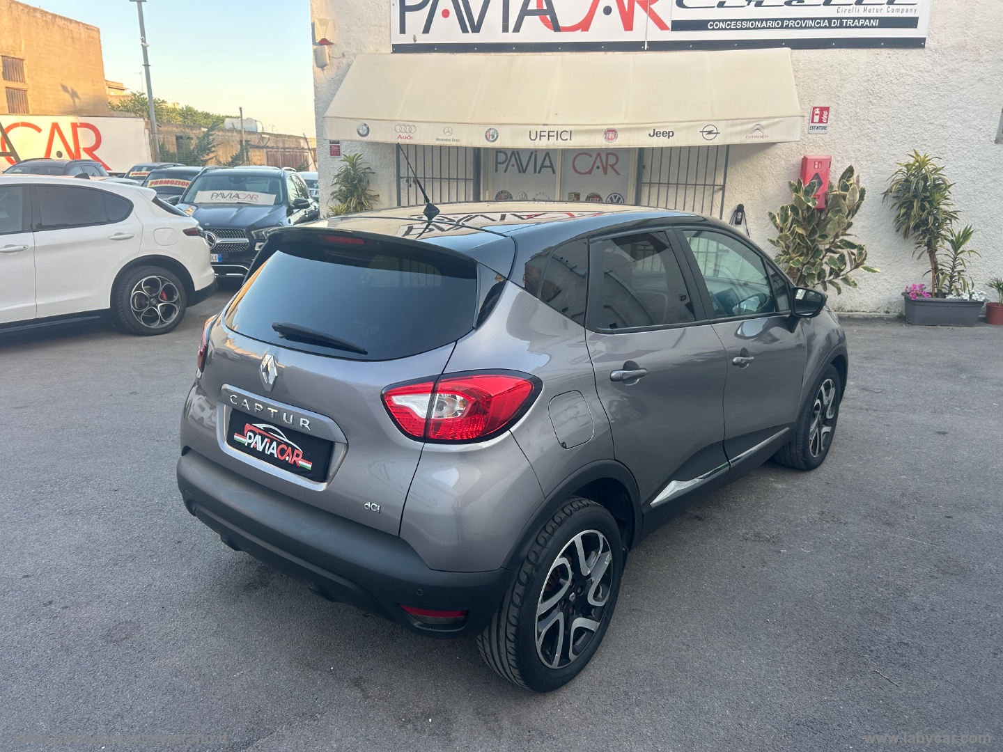 Captur dCi 8V 90 CV S&S Energy Iconic - immagine 11