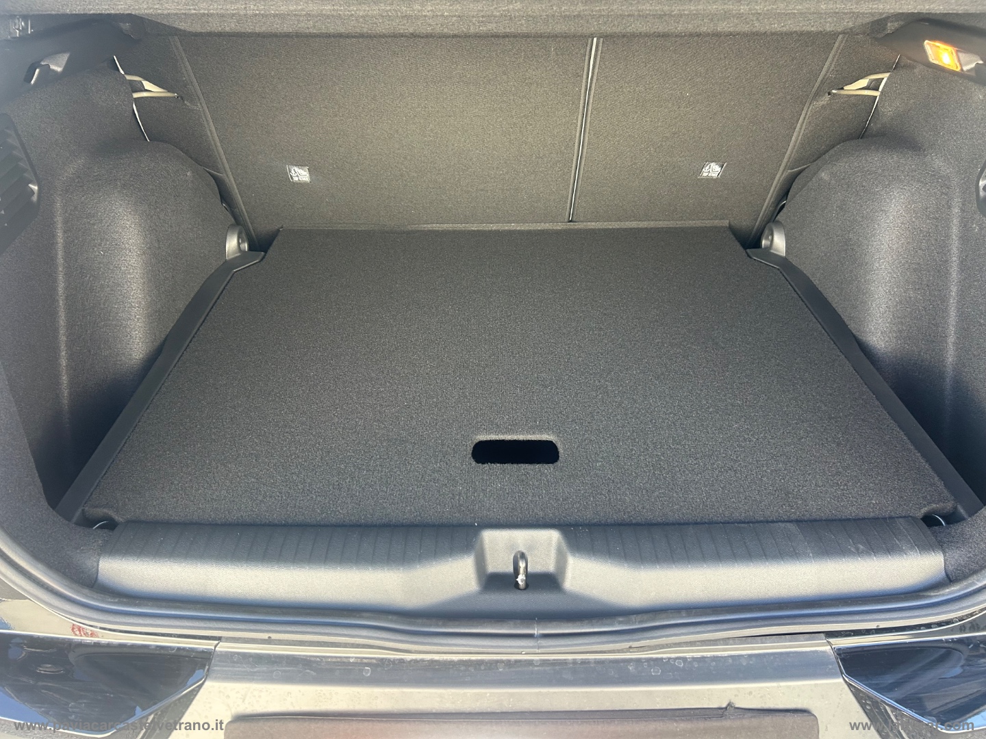 C3 Aircross Hybrid 145 e-DCS6 MAX KM/0 - immagine 11